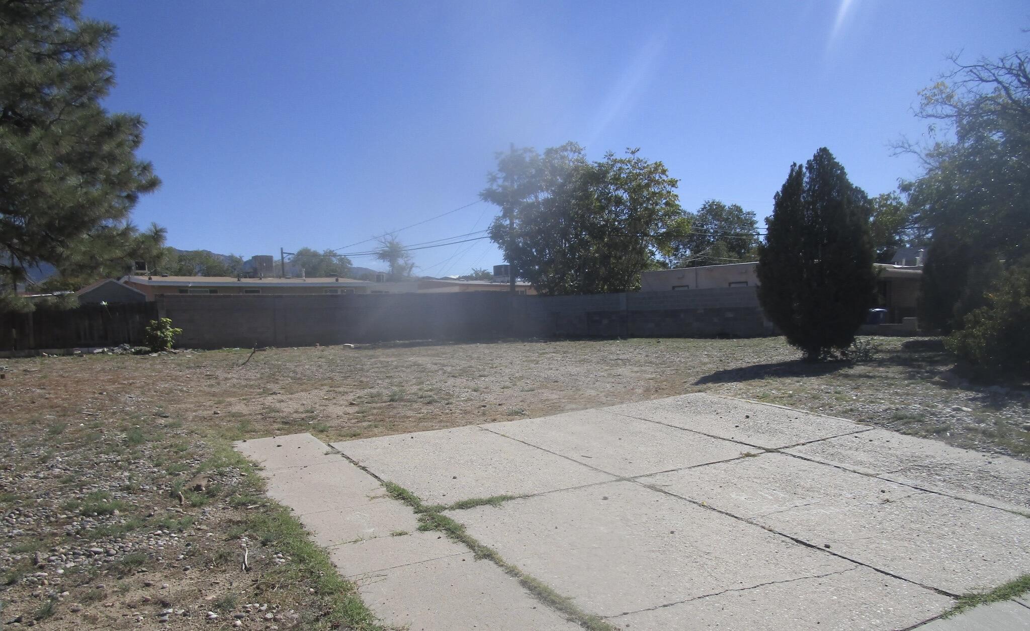 1828 Mary Ellen Street NE