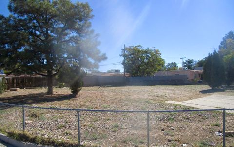 Photo of 1828 Mary Ellen Street NE, Albuquerque, NM 87112 (MLS # 1097817)