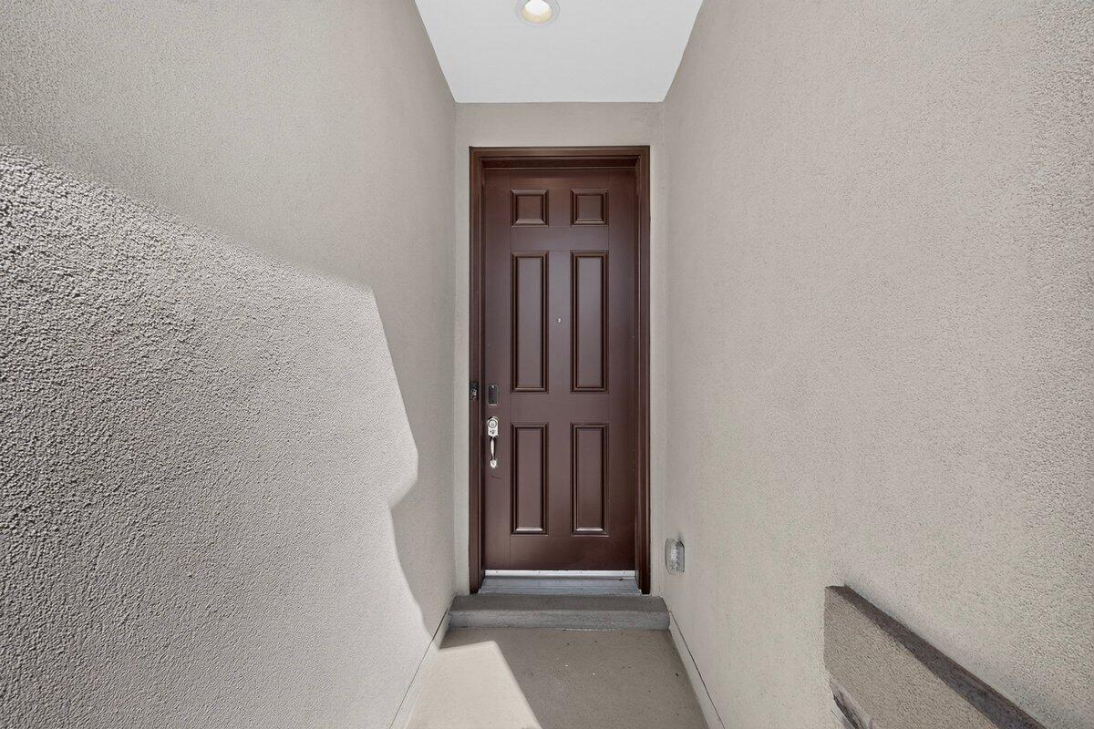 1354 Vallecito Court NW