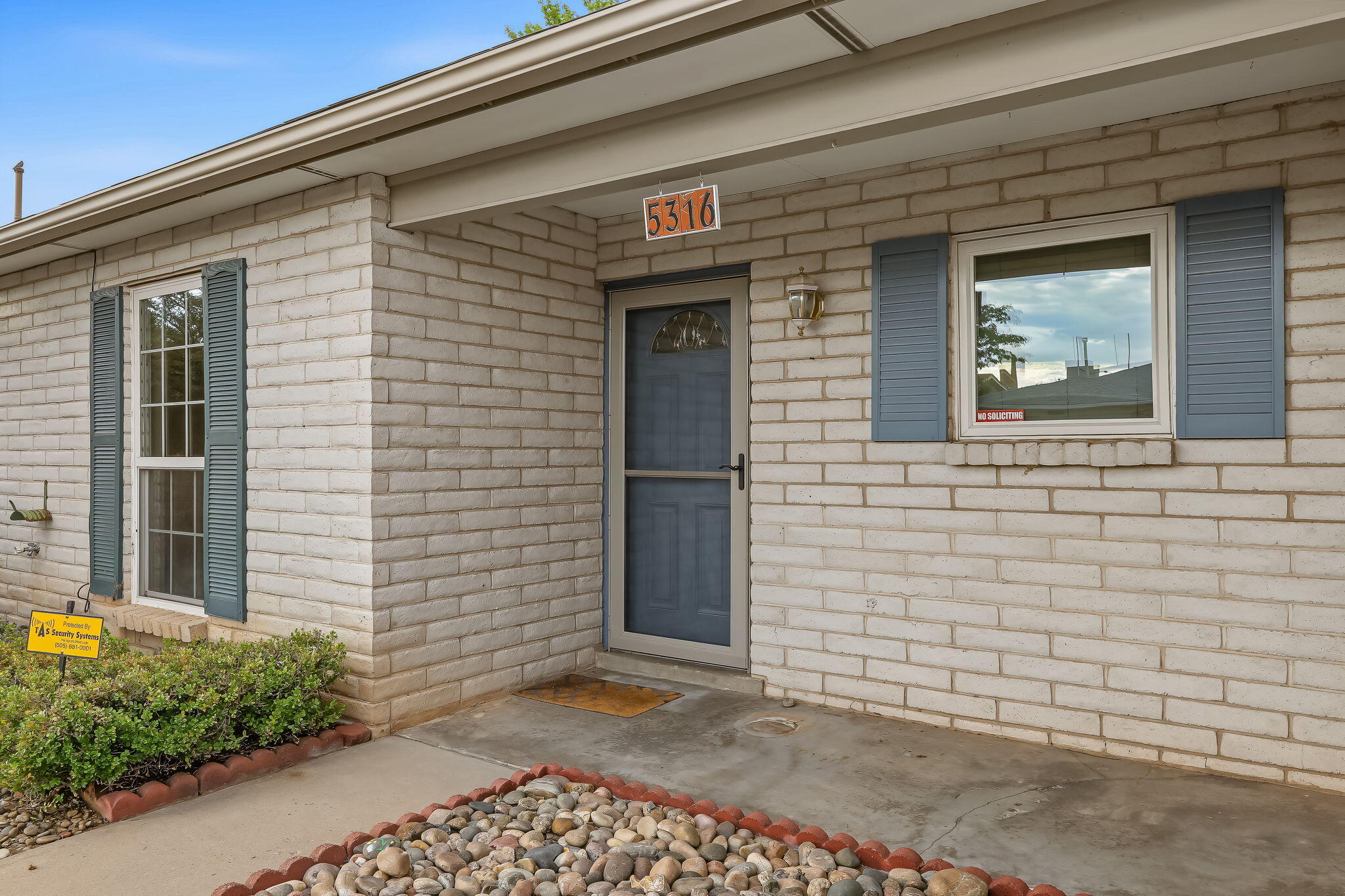 5316 Van Christopher Drive NE