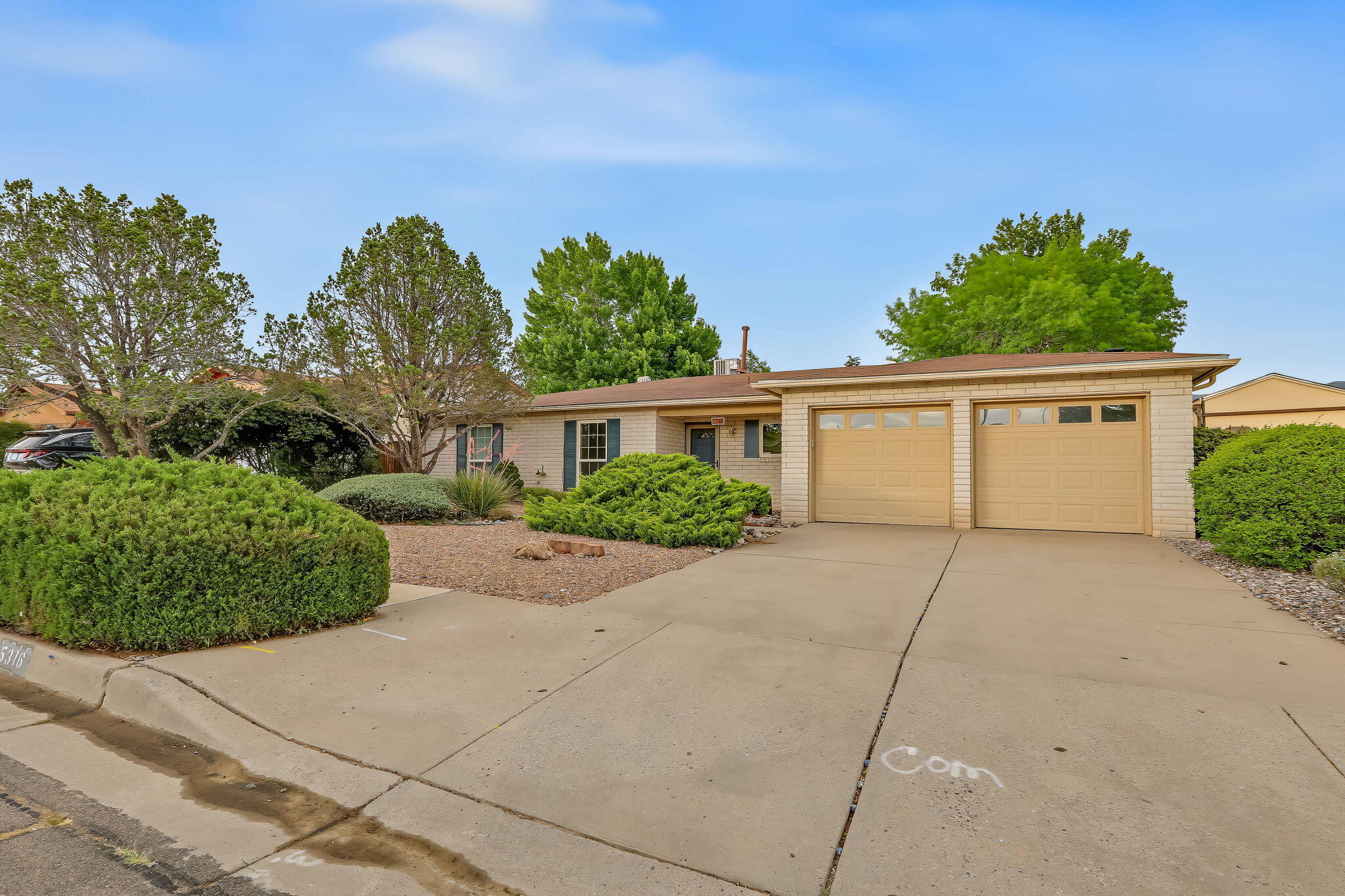 5316 Van Christopher Drive NE