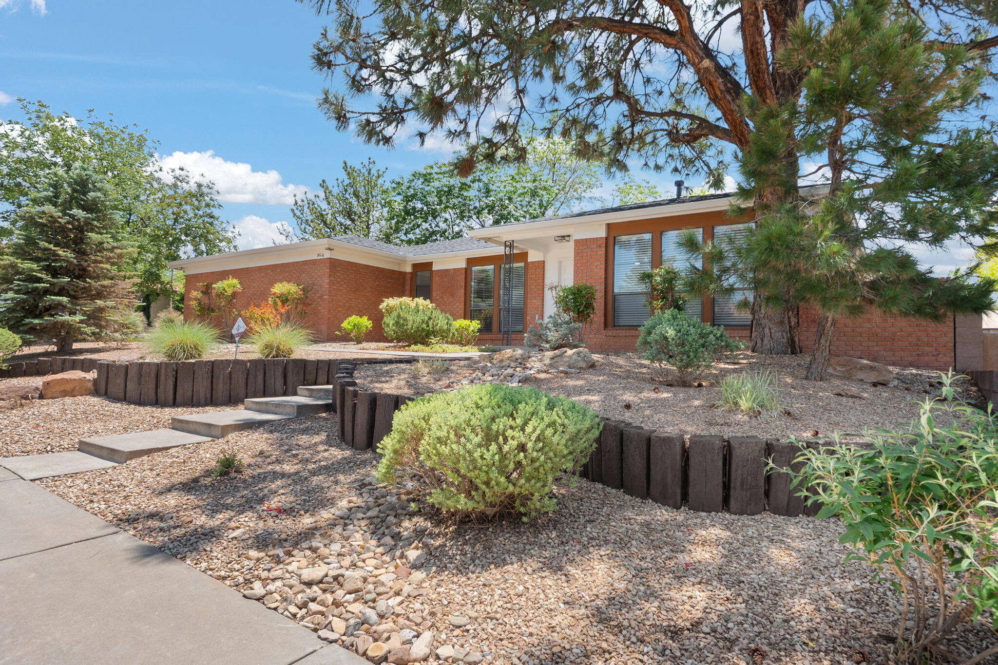 9616 Academy Hills Drive, Albuquerque, New Mexico image 3