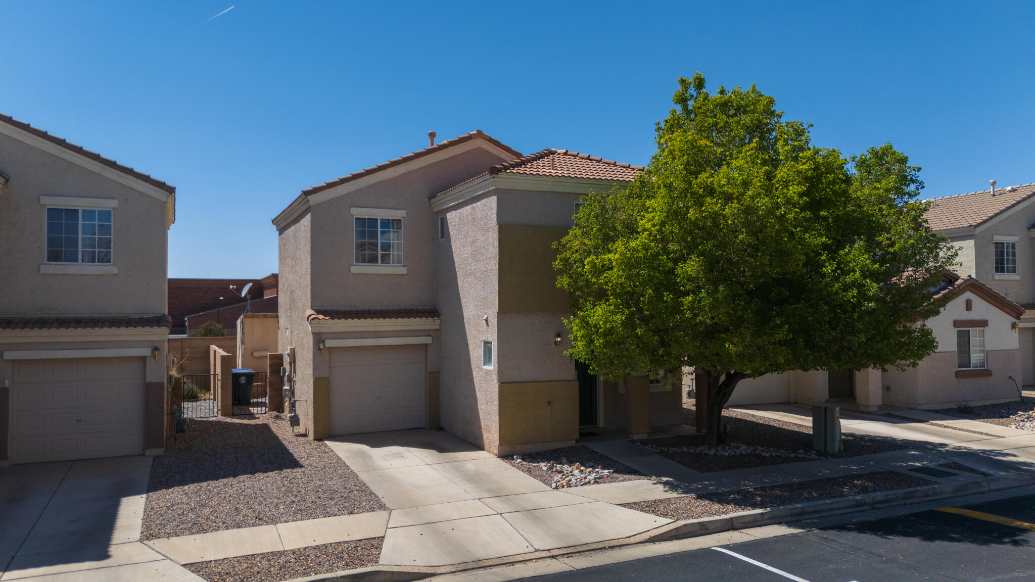 327 Cascabel Trail, Albuquerque, New Mexico image 2