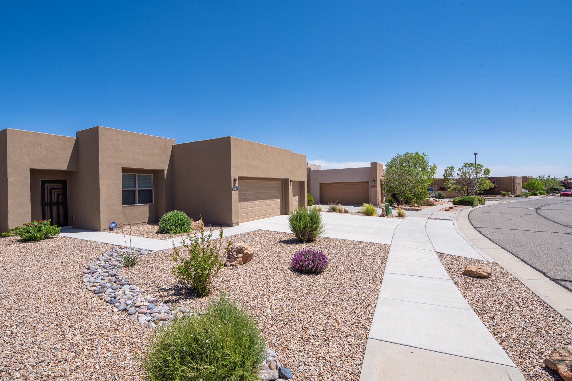 6124 Santa Fe Trail Drive, Rio Rancho, New Mexico image 4
