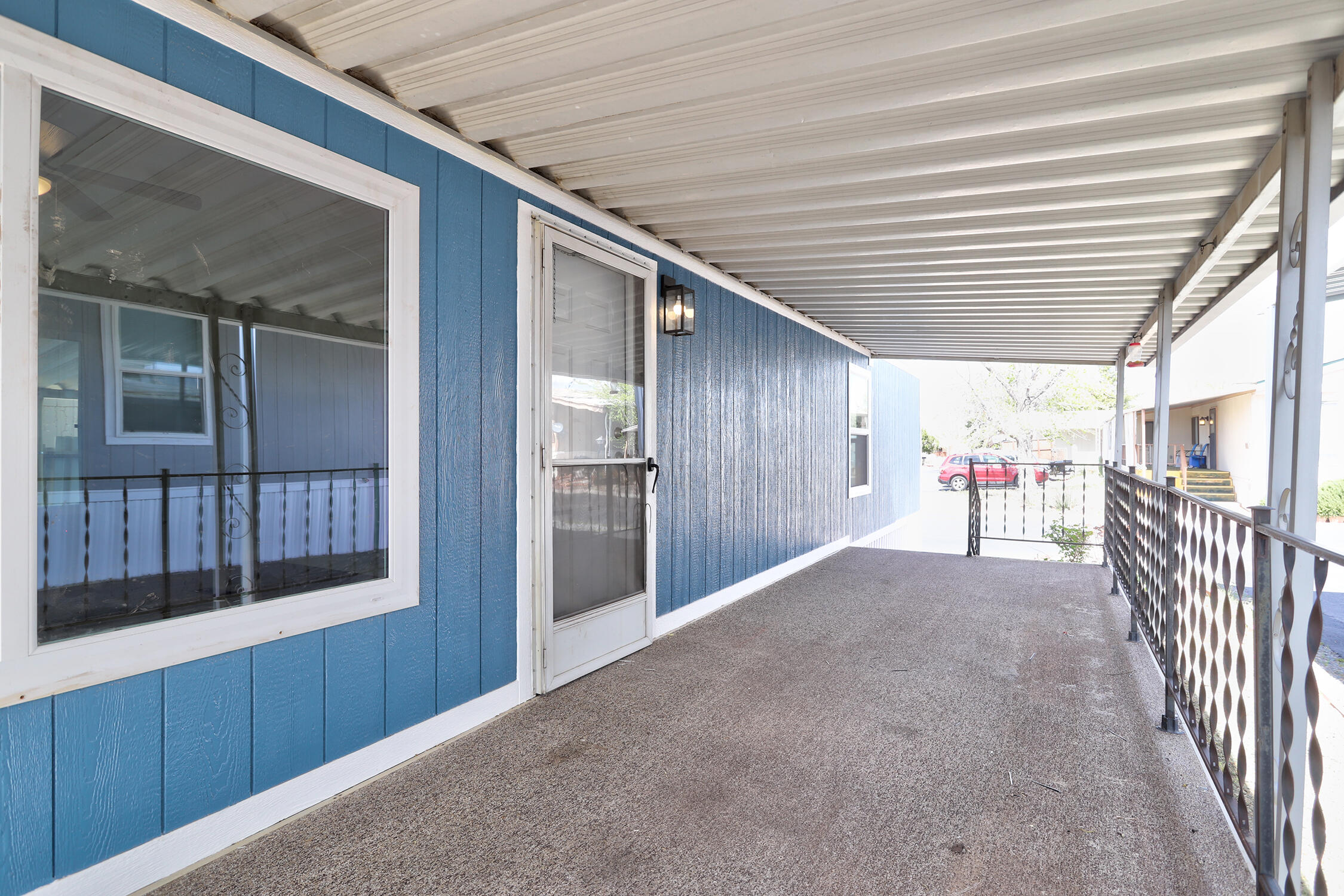 7112 Pan American NE 187