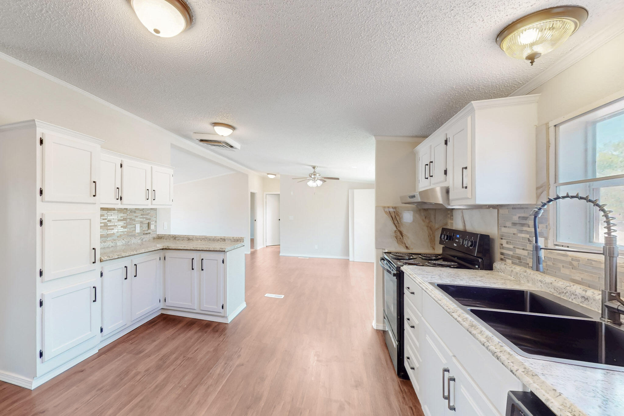 8 Valle Lobo, Los Lunas, New Mexico image 11