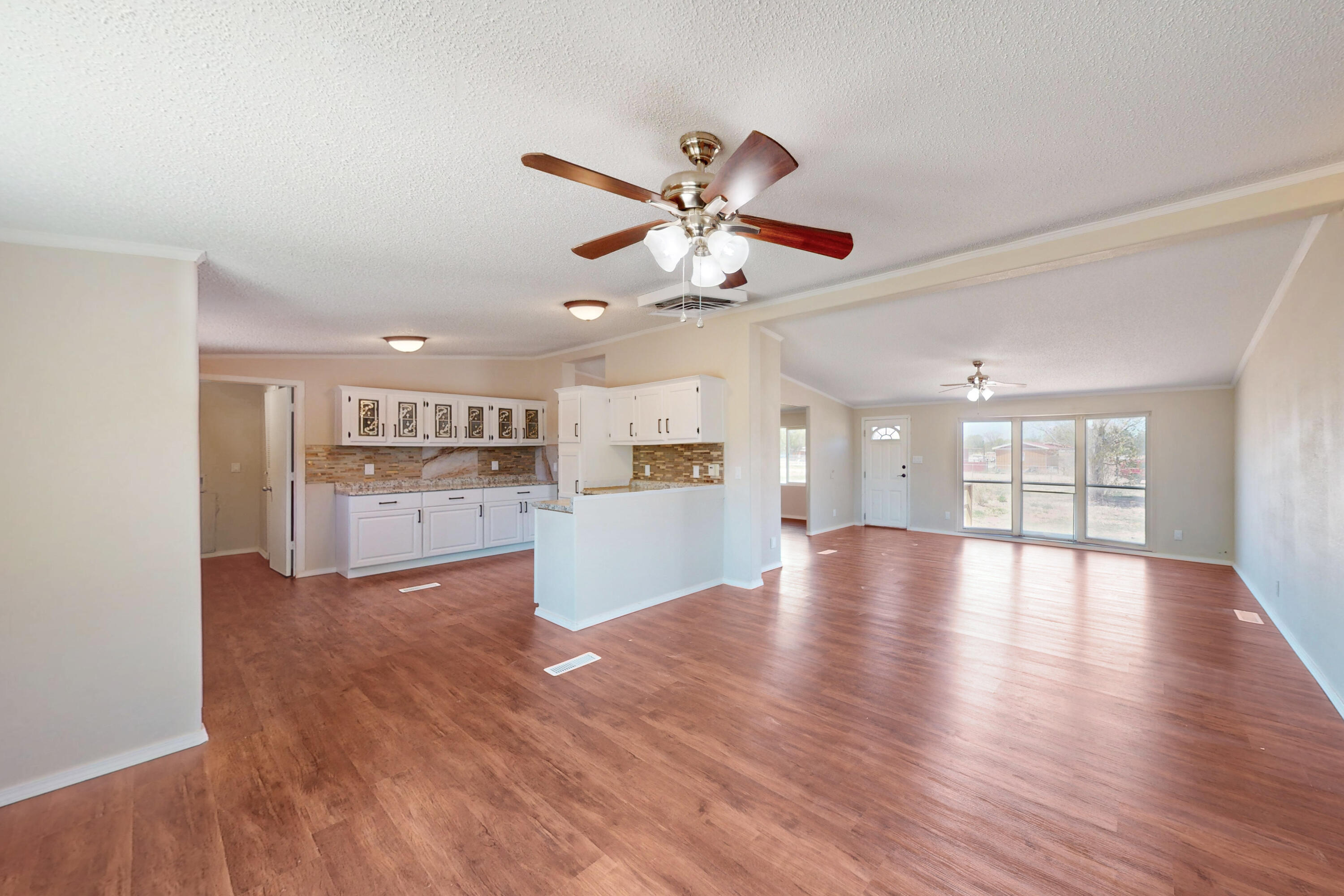 8 Valle Lobo, Los Lunas, New Mexico image 6