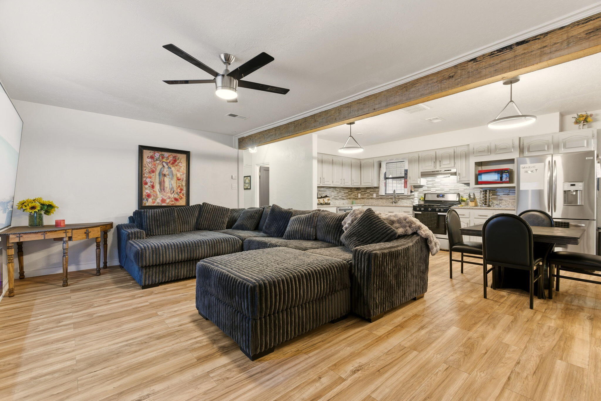 457 Loma Hermosa Drive NW