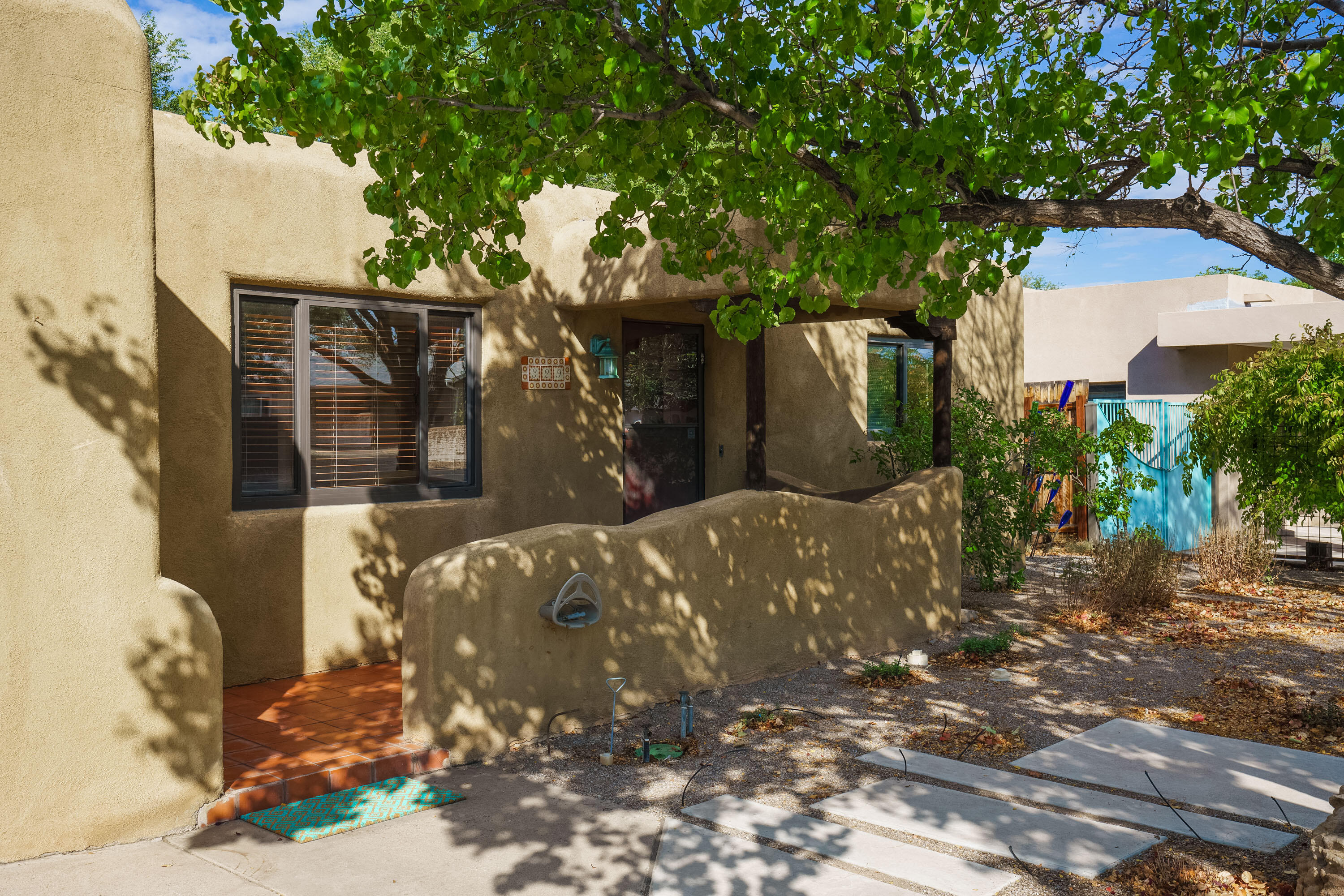 329 Washington Street, Albuquerque, New Mexico image 2