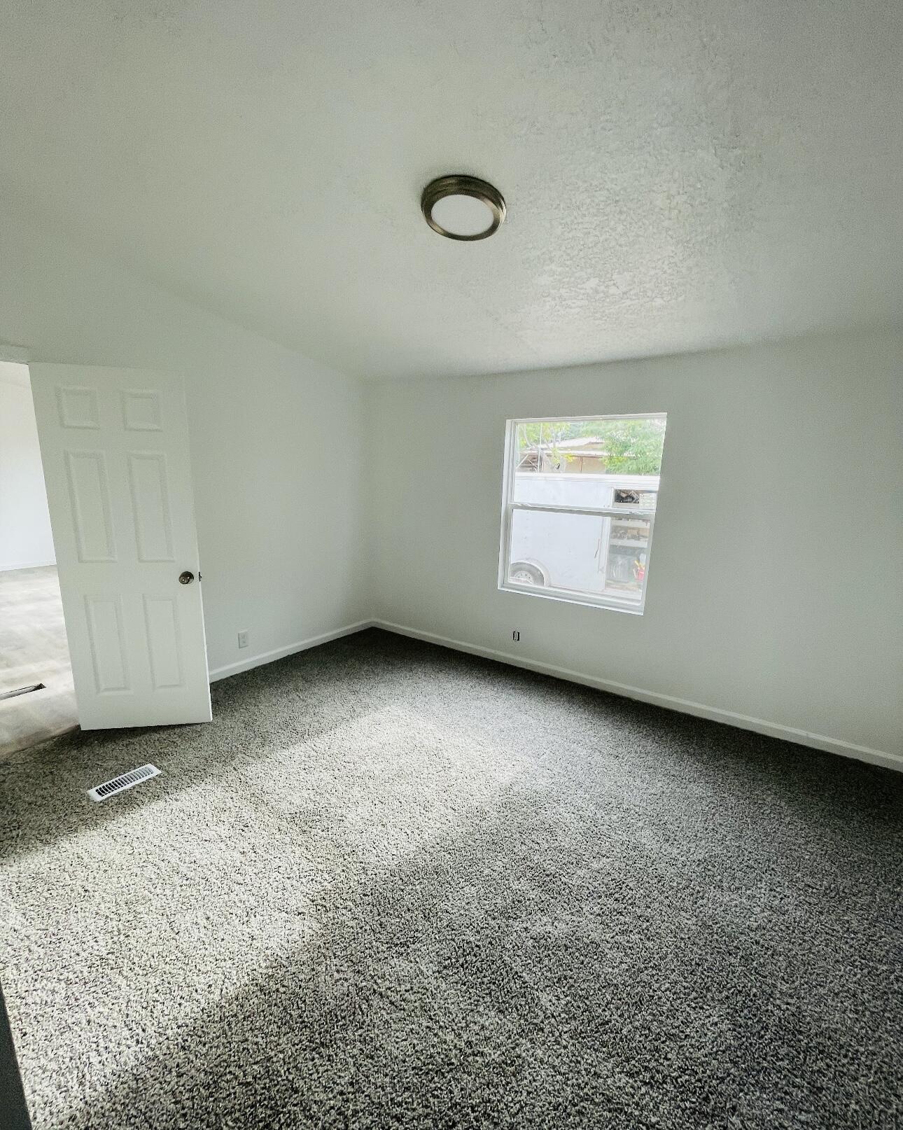 Photo 4 of 10 of 400 Wheeler Avenue SE mobile home