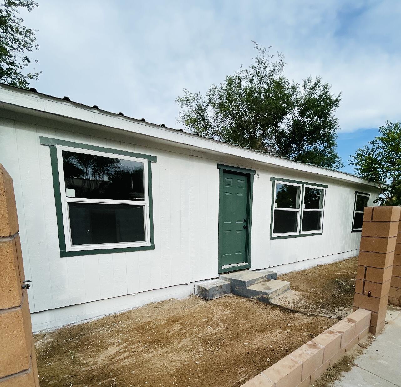 View Albuquerque, NM 87102 mobile home