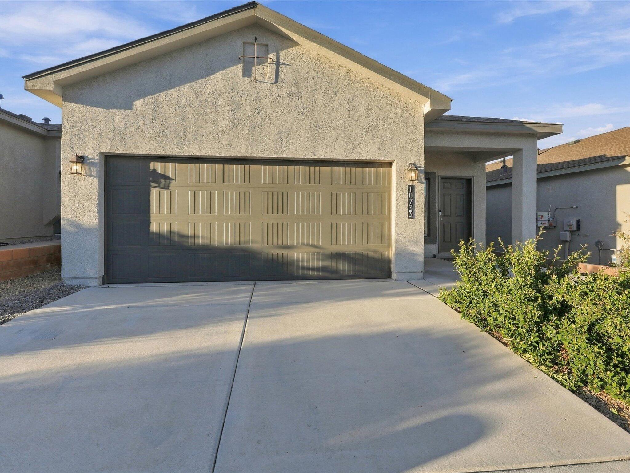 10733 Sabino Loop SW