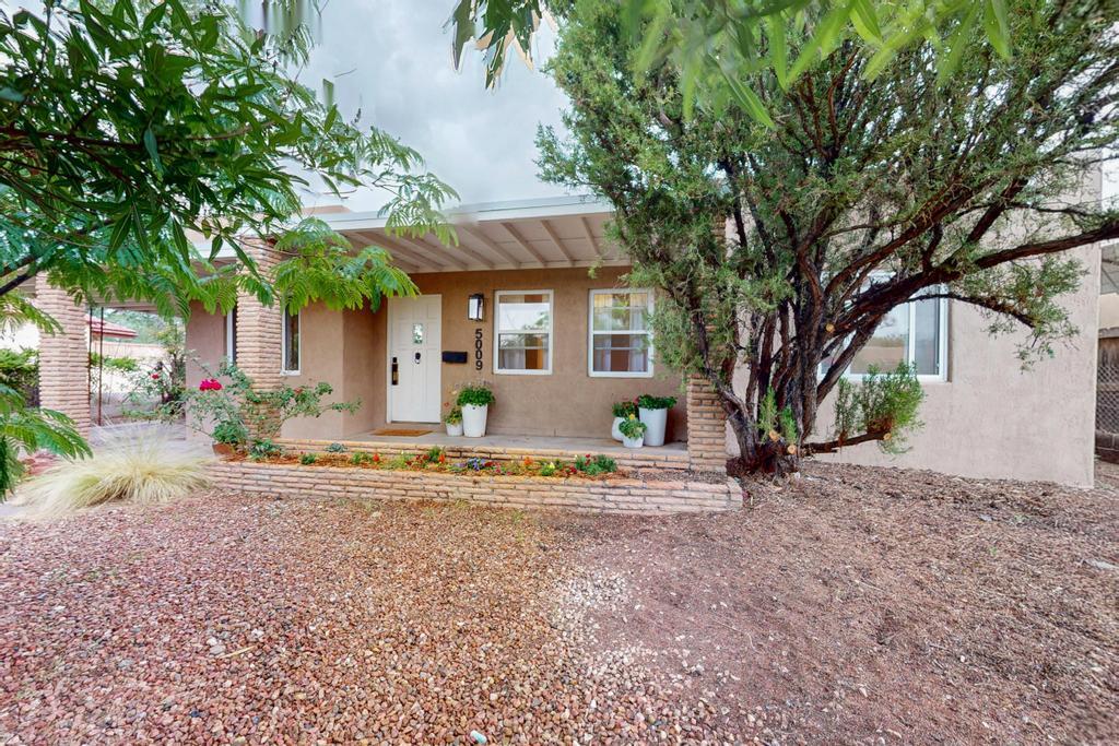 5009 El Paseo Drive, Albuquerque, New Mexico image 4