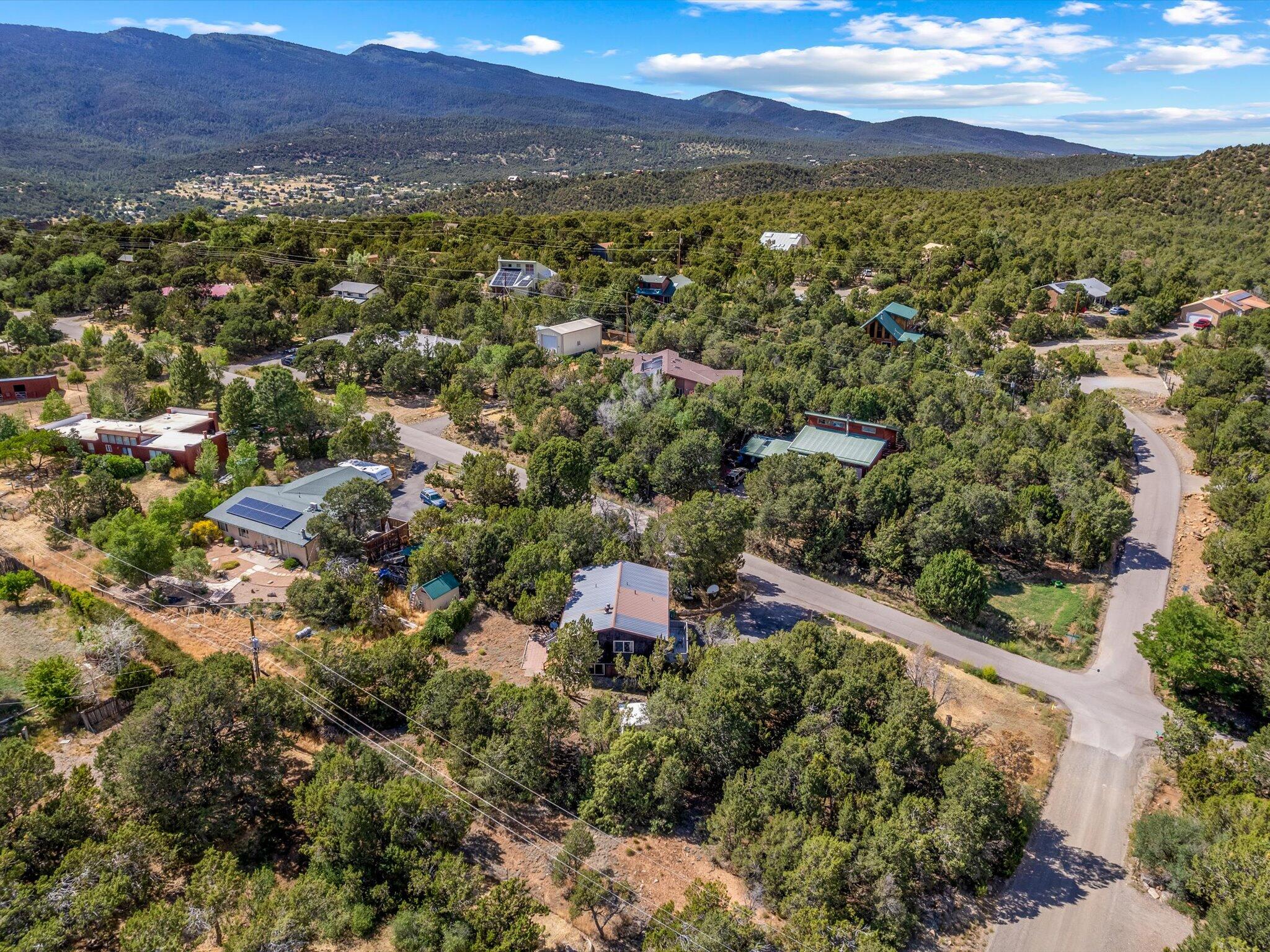 154 Sangre De Cristo Circle, Cedar Crest, New Mexico image 11