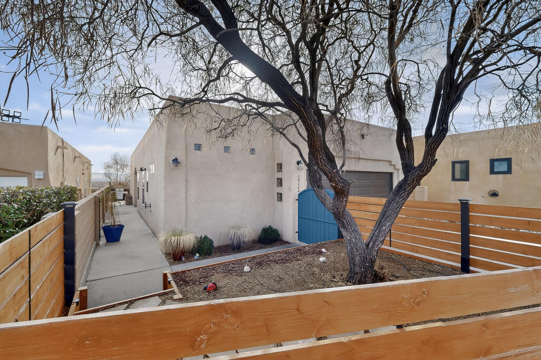 5024 Mirador Drive NW