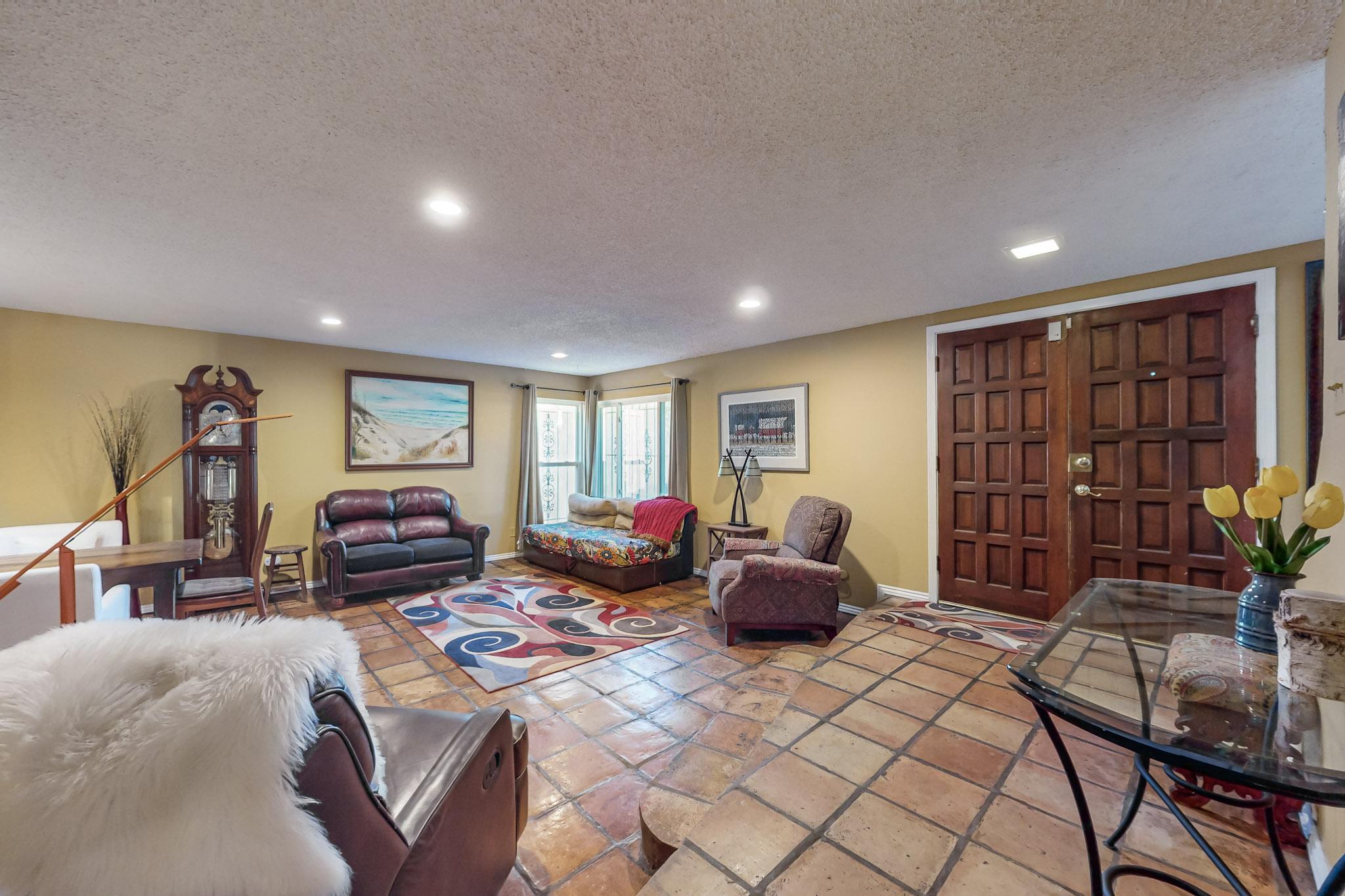 9500 La Playa Street, Albuquerque, New Mexico image 4