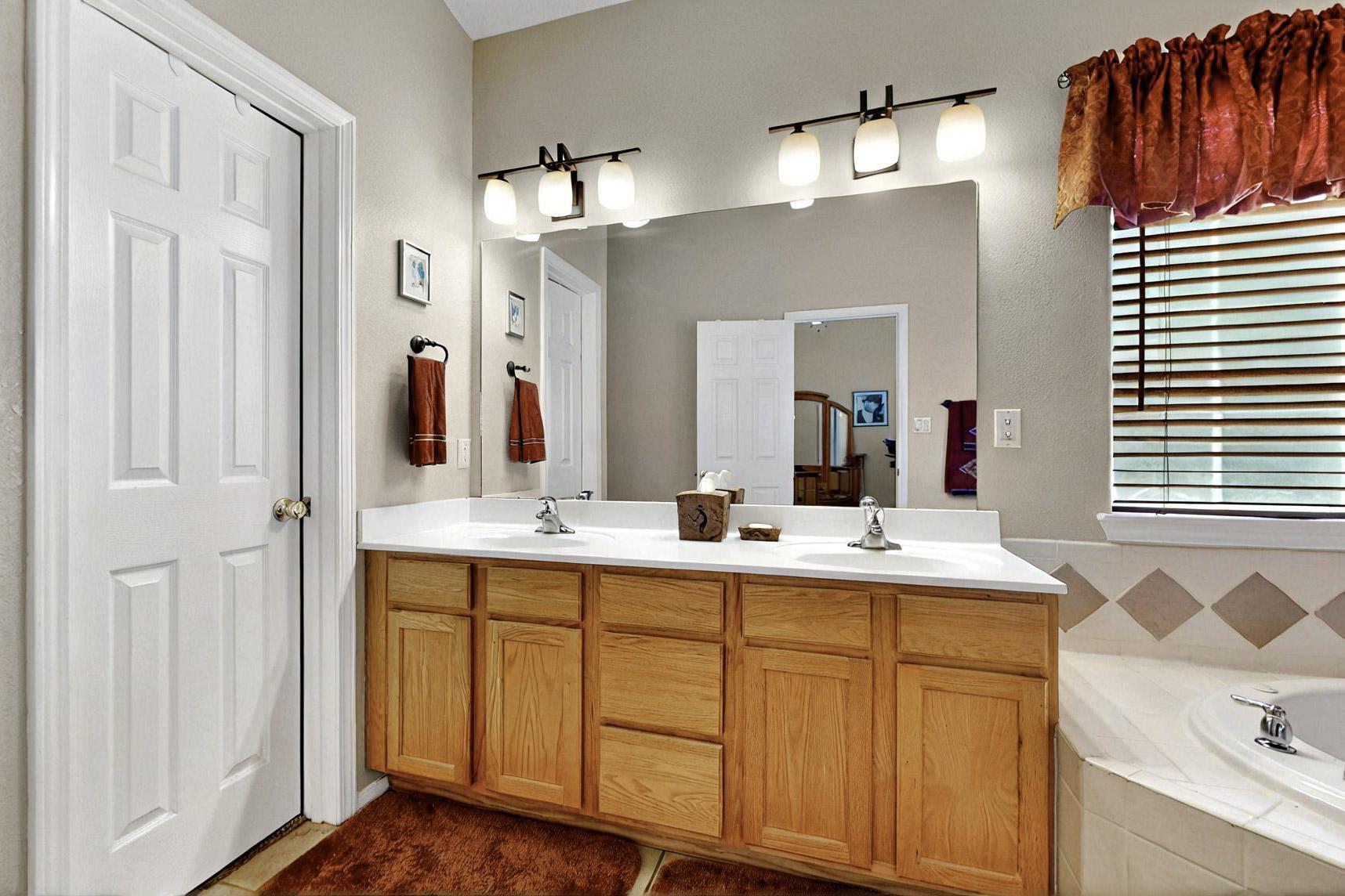 1609 Wind Ridge Drive, Albuquerque, New Mexico image 28