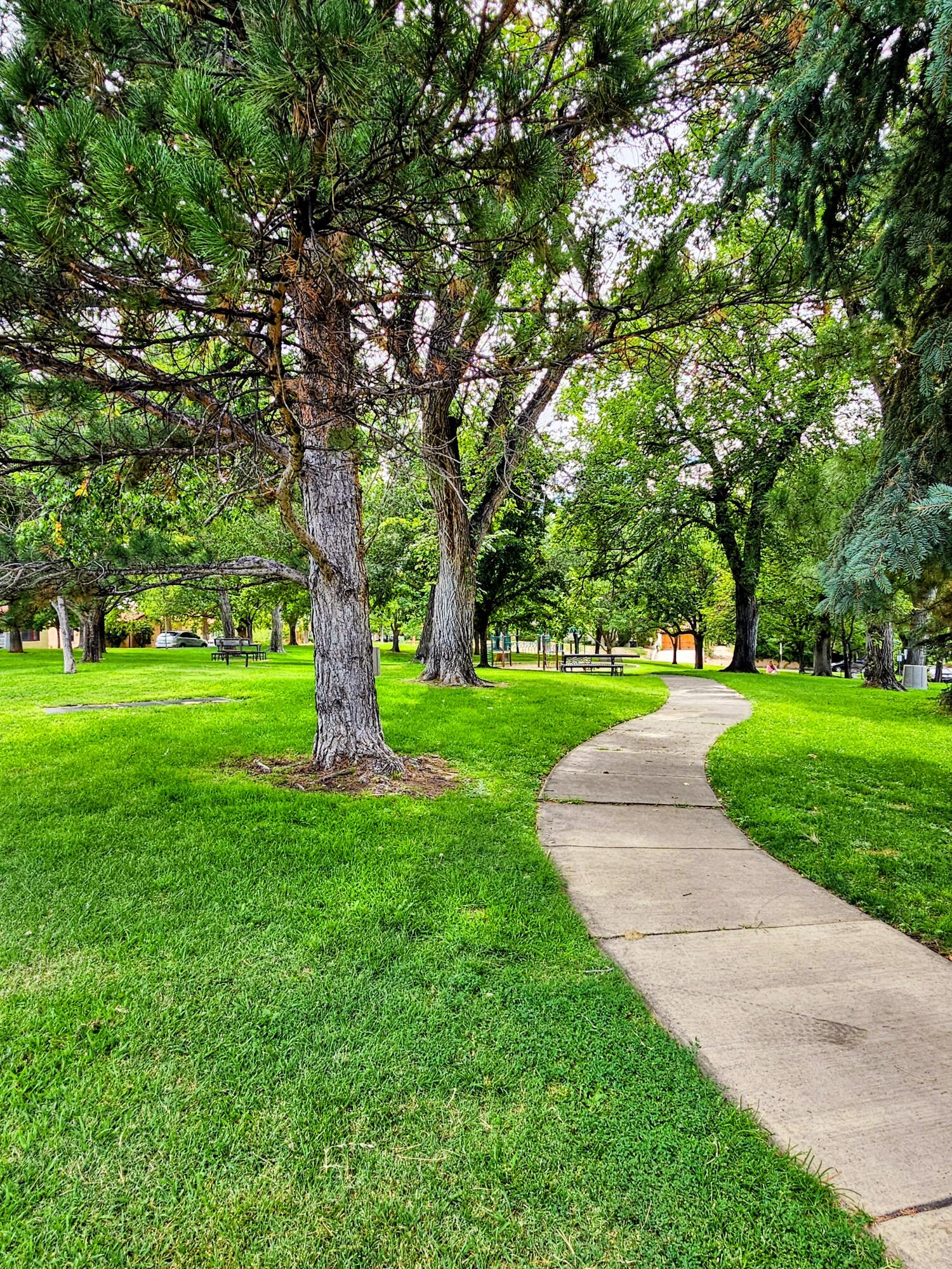 1405 SIGMA CHI Road NE