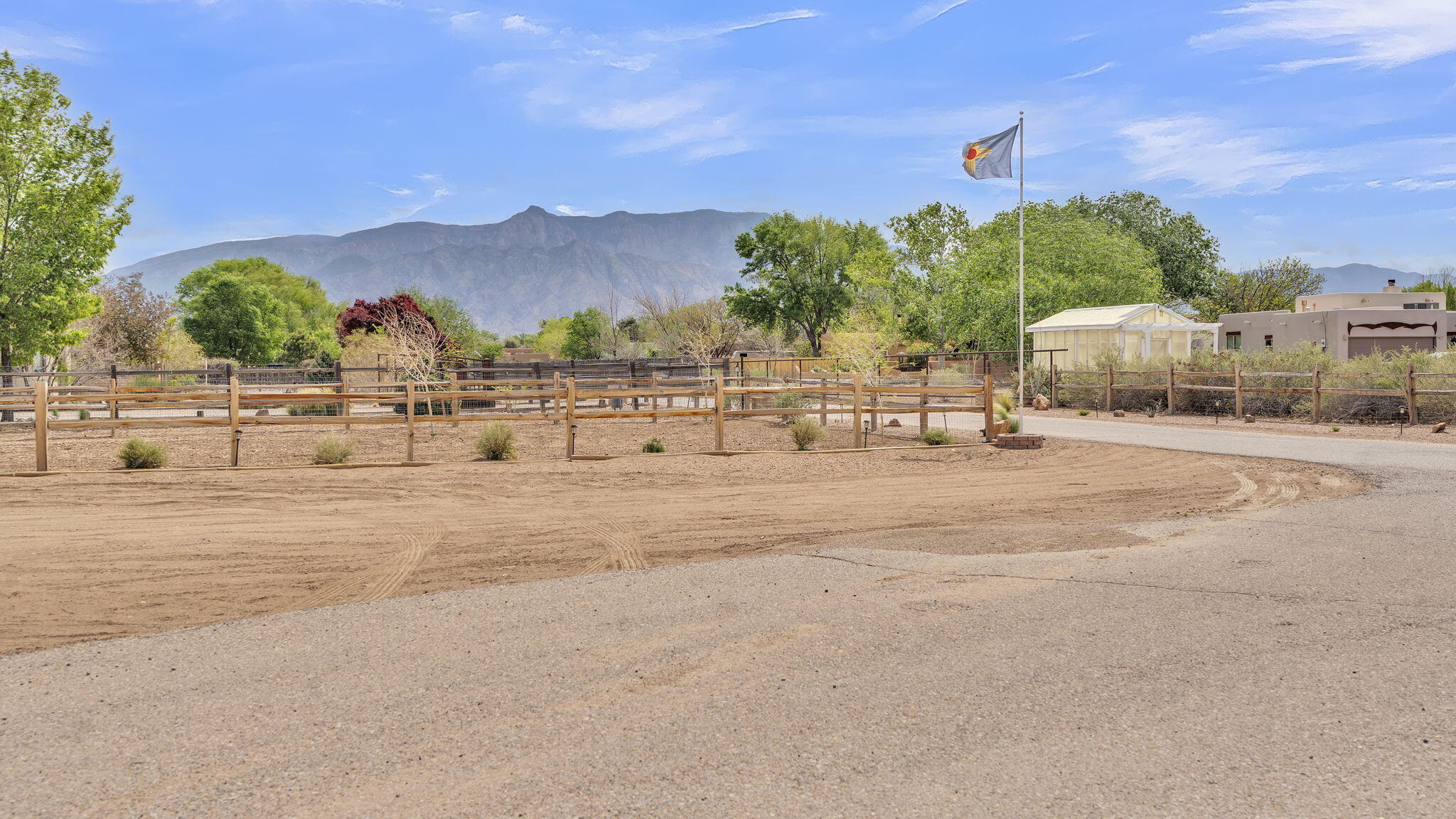 23 Paseo C De Baca Road