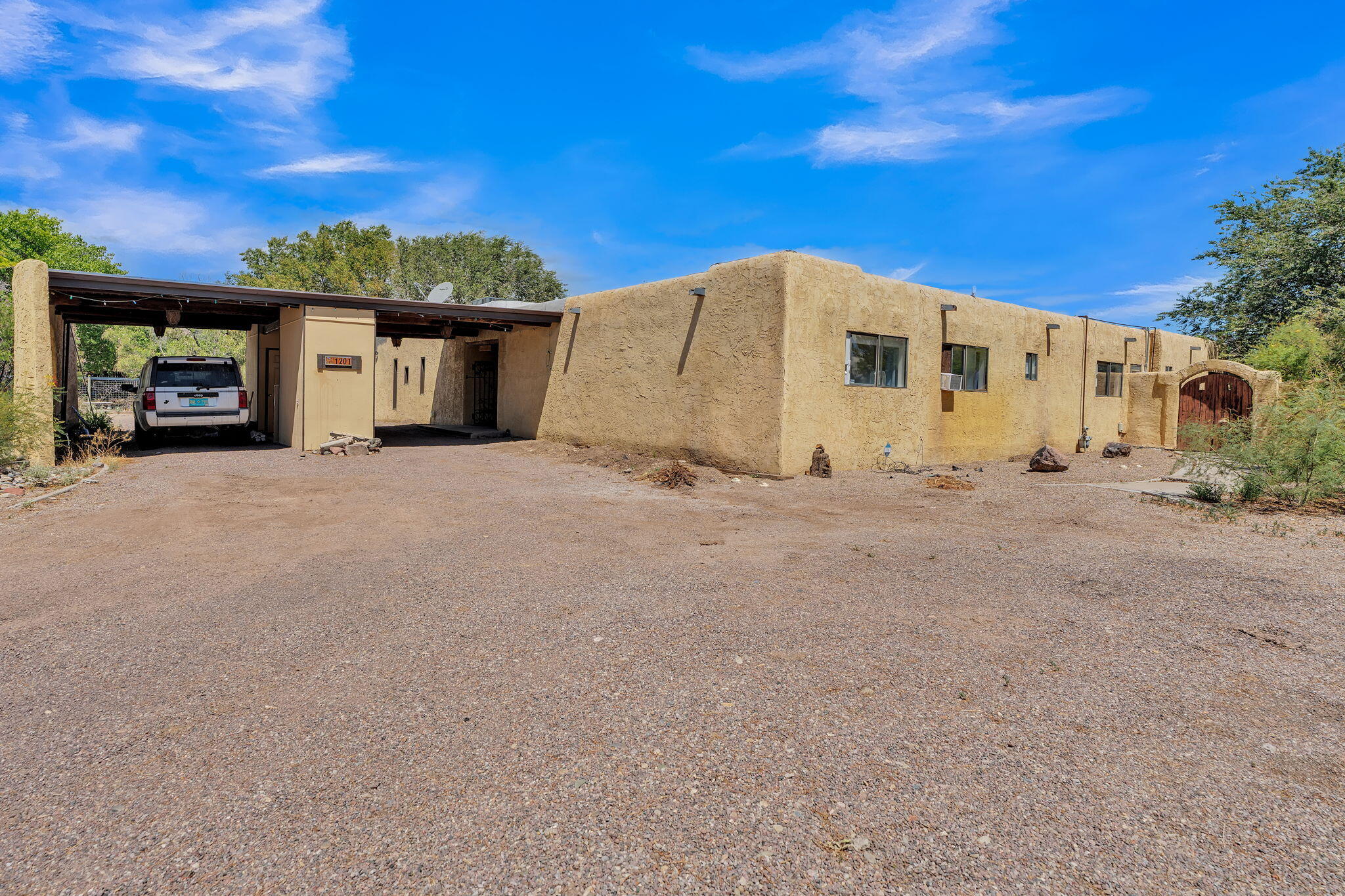 1201 El Camino Real Street