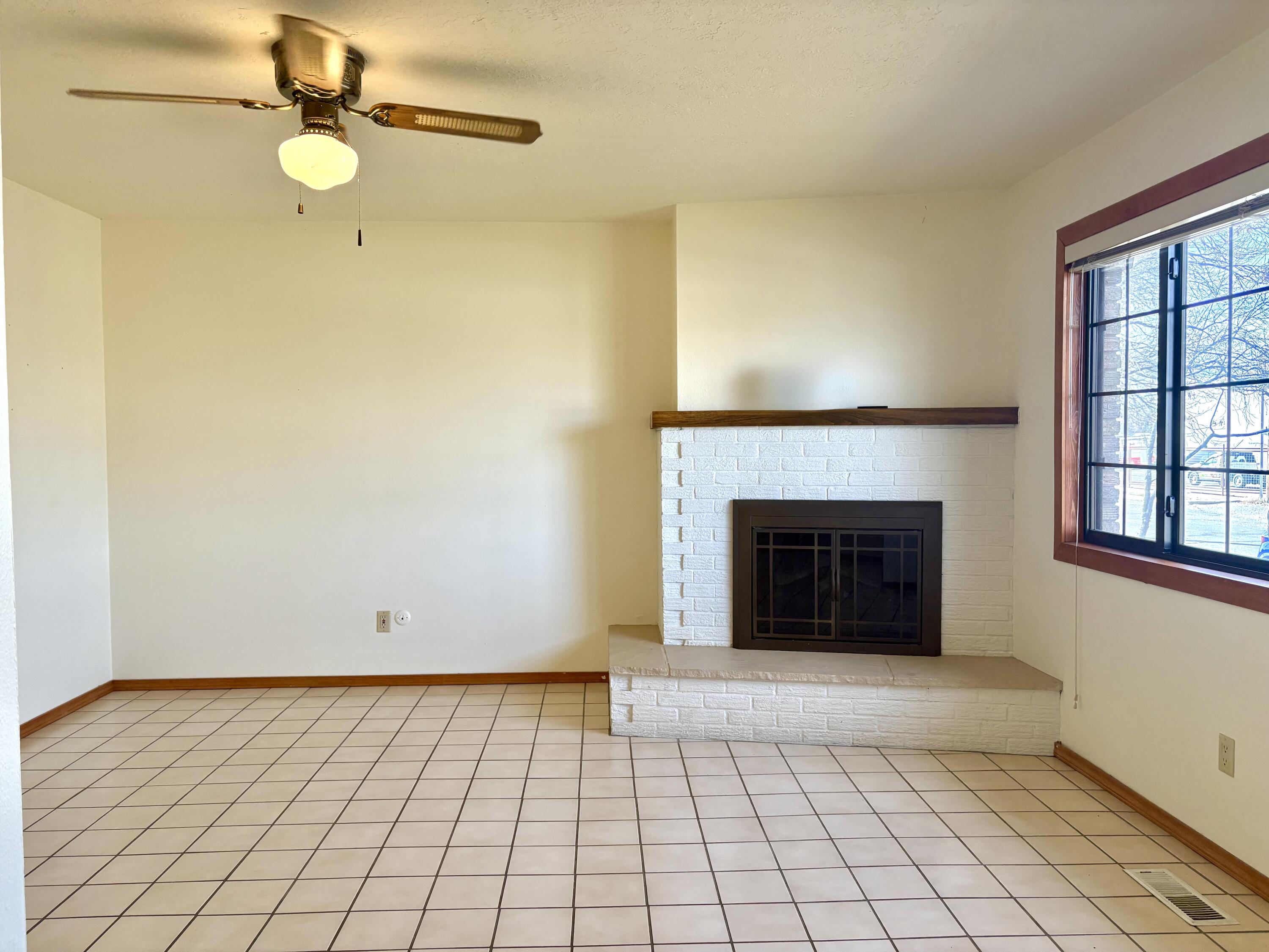 2408 Figueroa Drive NE