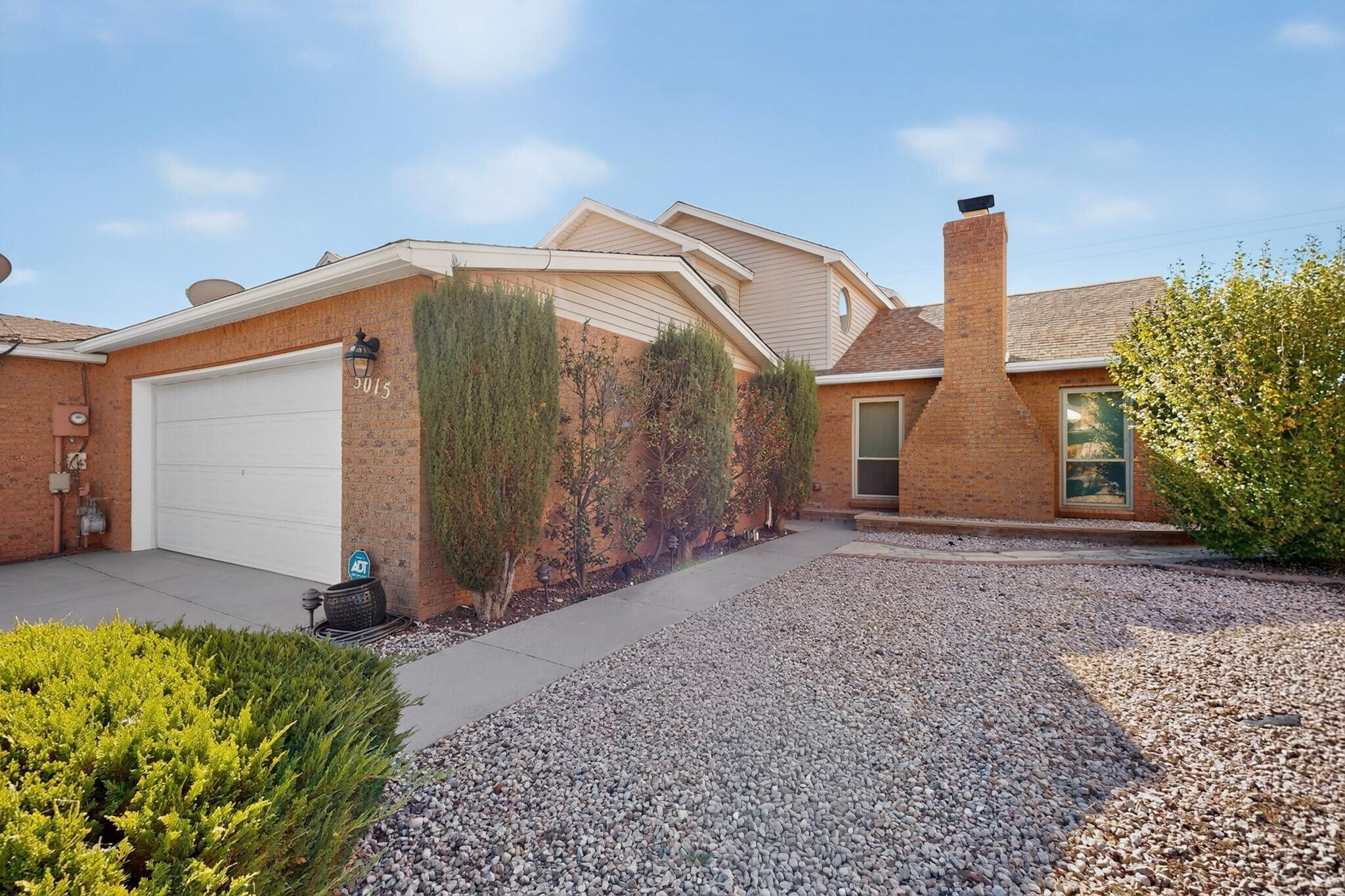 5015 Calle De Carino NE