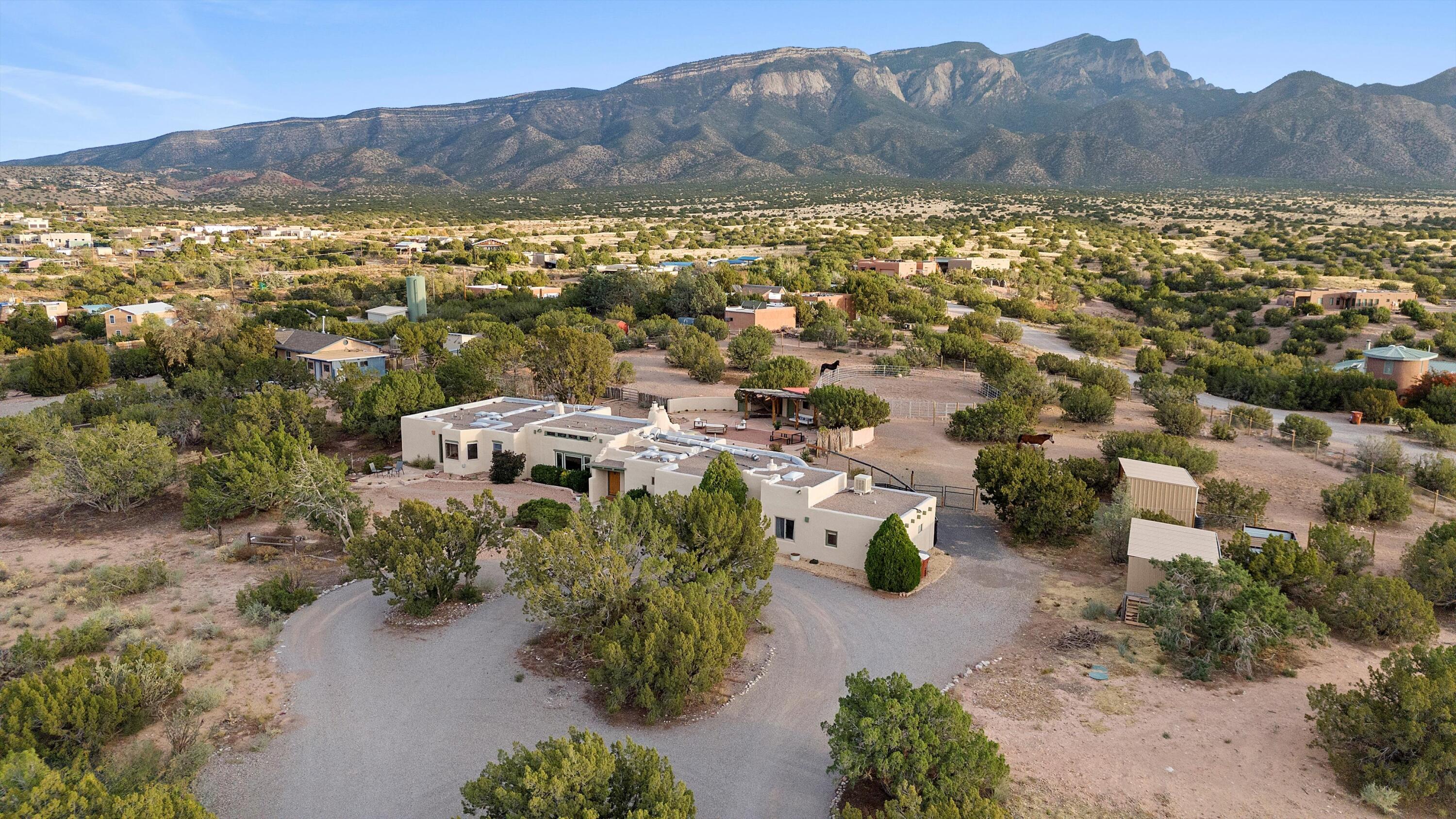 20 Ridge Road, Placitas, New Mexico image 5