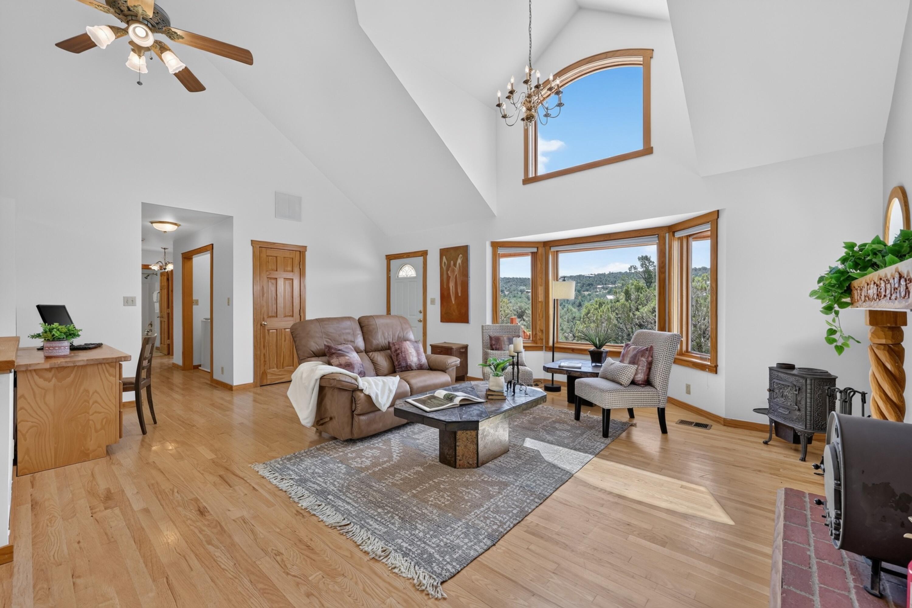 15 Hobart Road