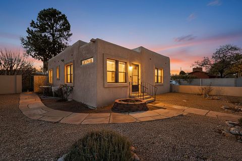 Photo of 1424 Fruit Avenue NW, Albuquerque, NM 87104 (MLS # 1095650)