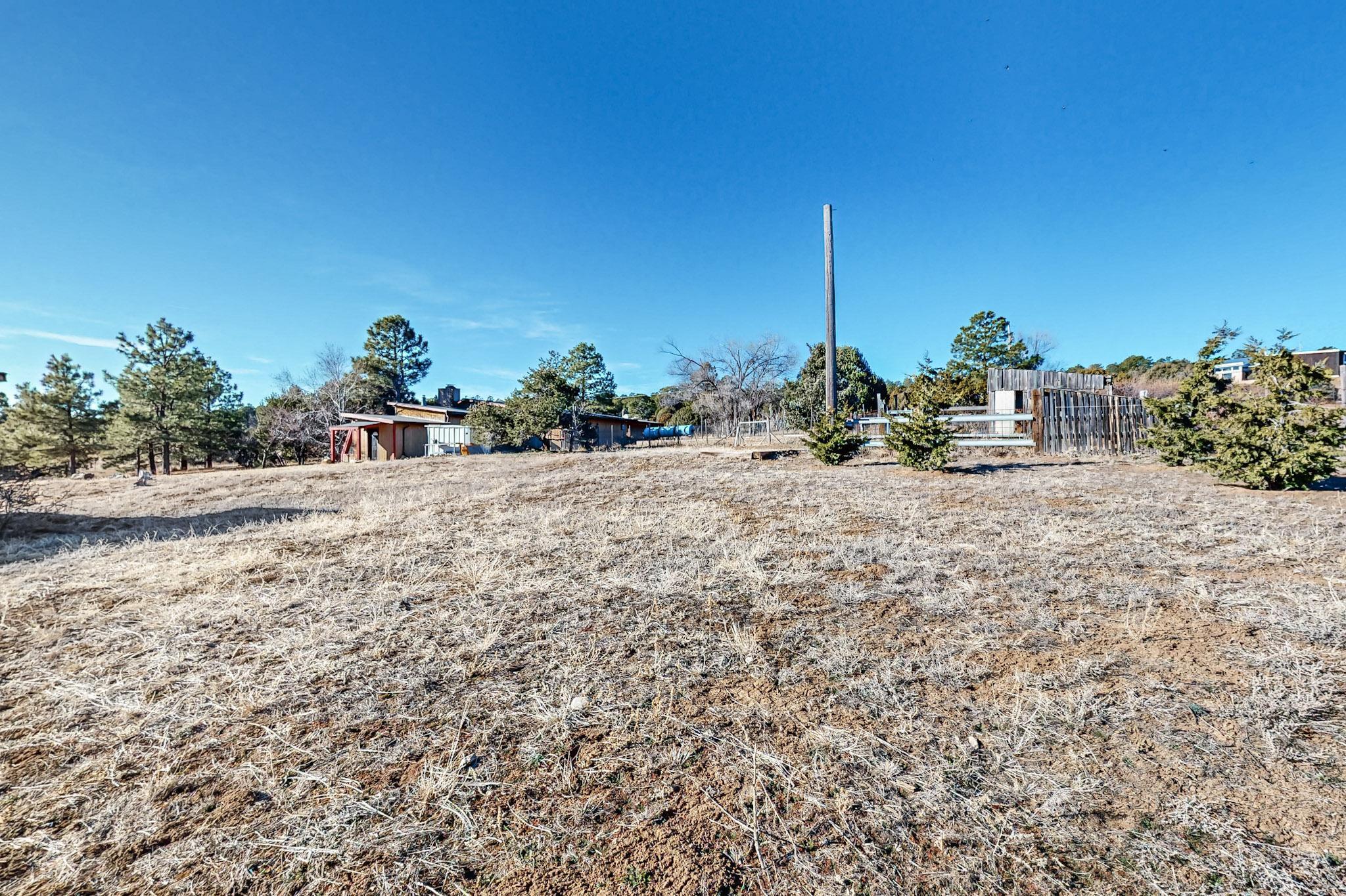 32 Mockingbird Hill Road, Tijeras, New Mexico image 29