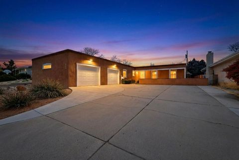 1509 Calle del Ranchero NE Albuquerque NM 87106