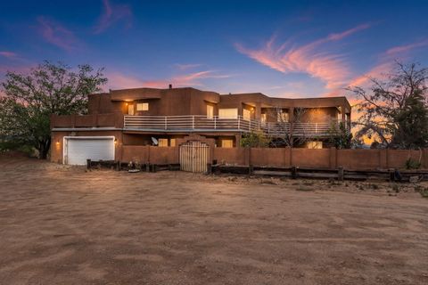 Photo of 5801 Northview Lane NW, Albuquerque, NM 87120 (MLS # 1101015)