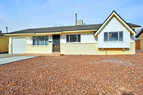 Photo of 1027 Wade Street NE, Albuquerque, NM 87112 (MLS # 1097377)