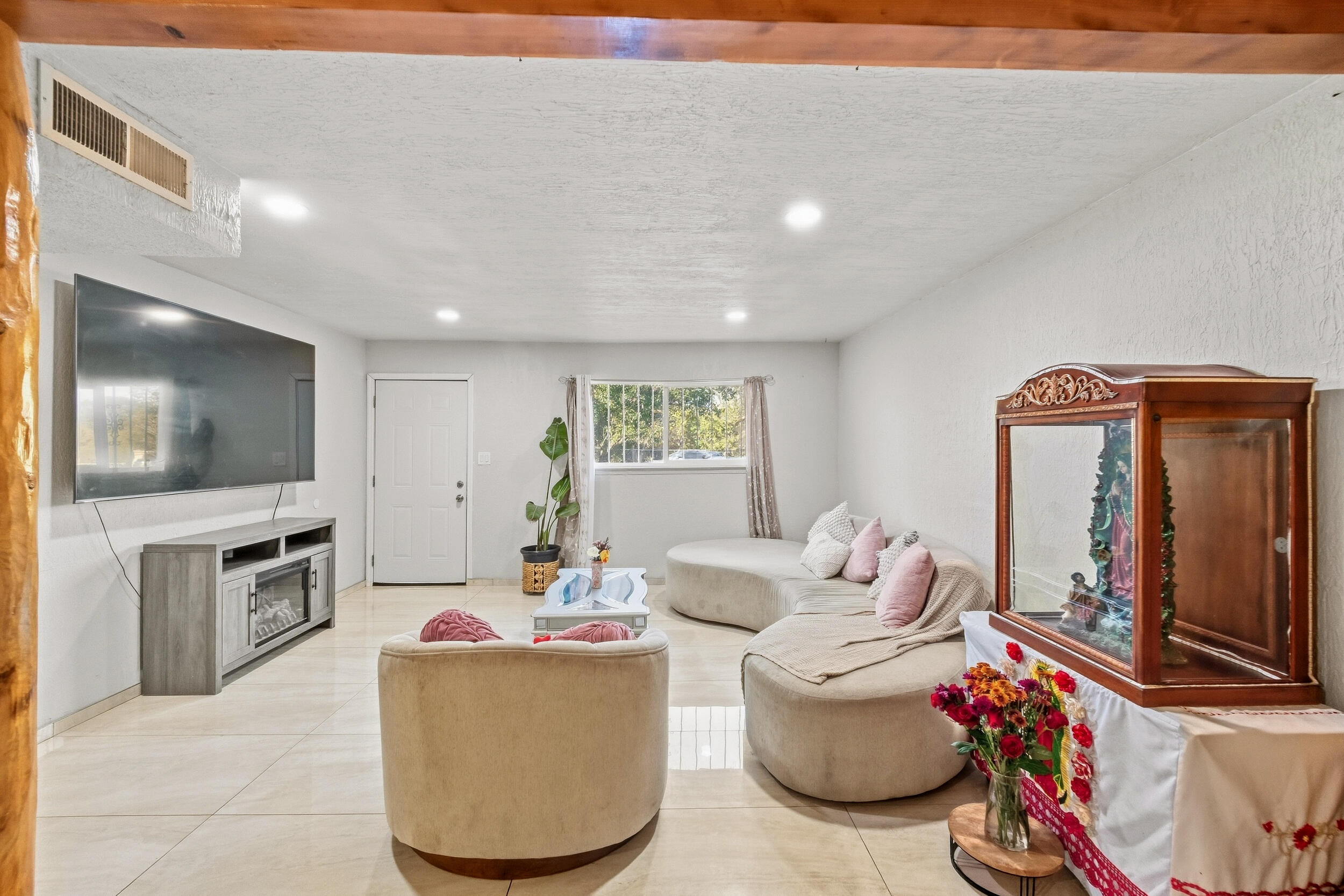 4633 Spring Valley Circle SW