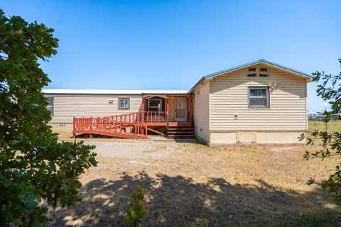 Mobile Home For Sale - 8 Rancherita Street<br/> Los Lunas, NM 87031