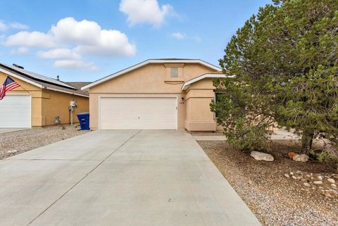 Photo of 528 Talladega Street Street SE, Albuquerque, NM 87123 (MLS # 1094530)