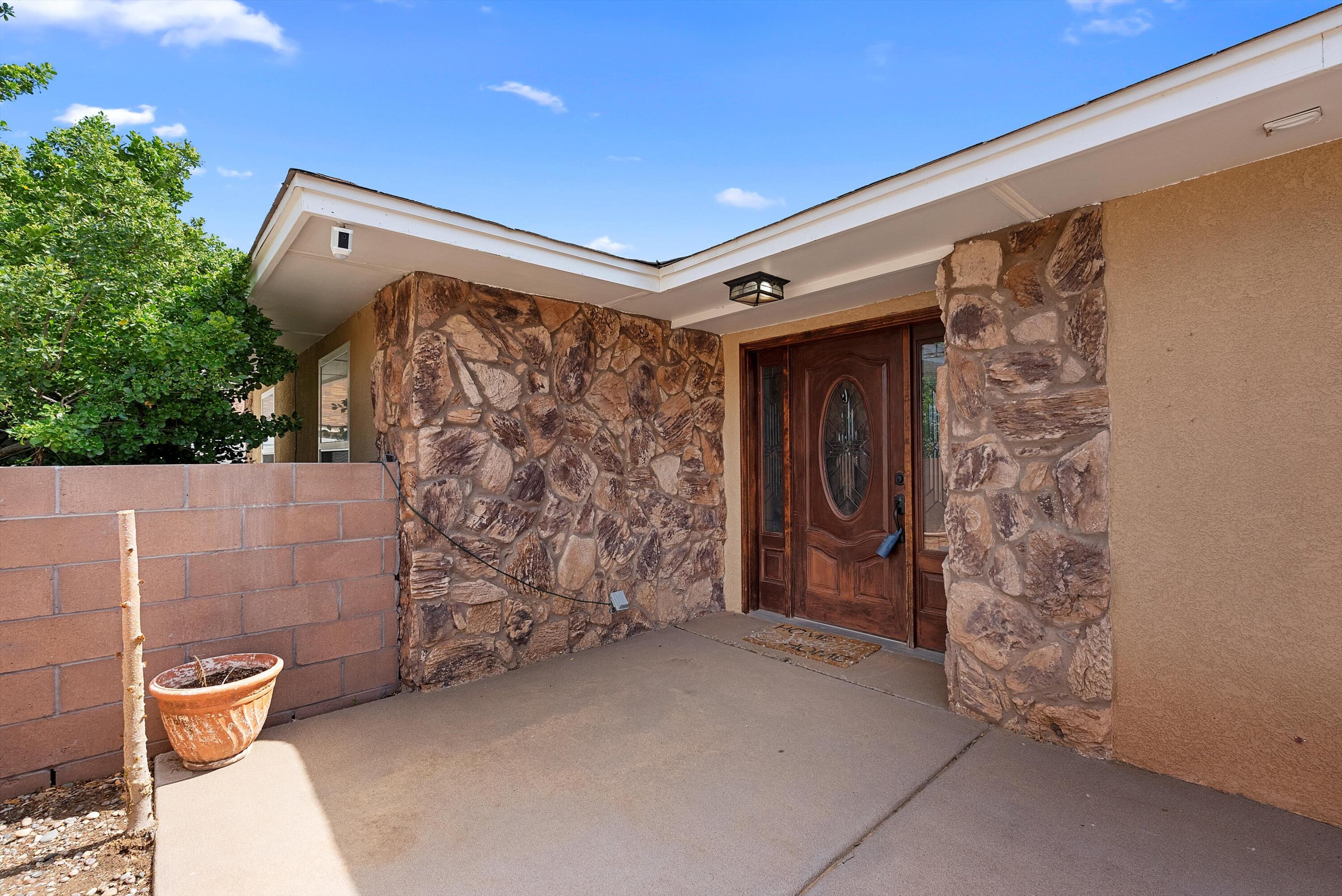 3708 Saint Andrews Drive SE