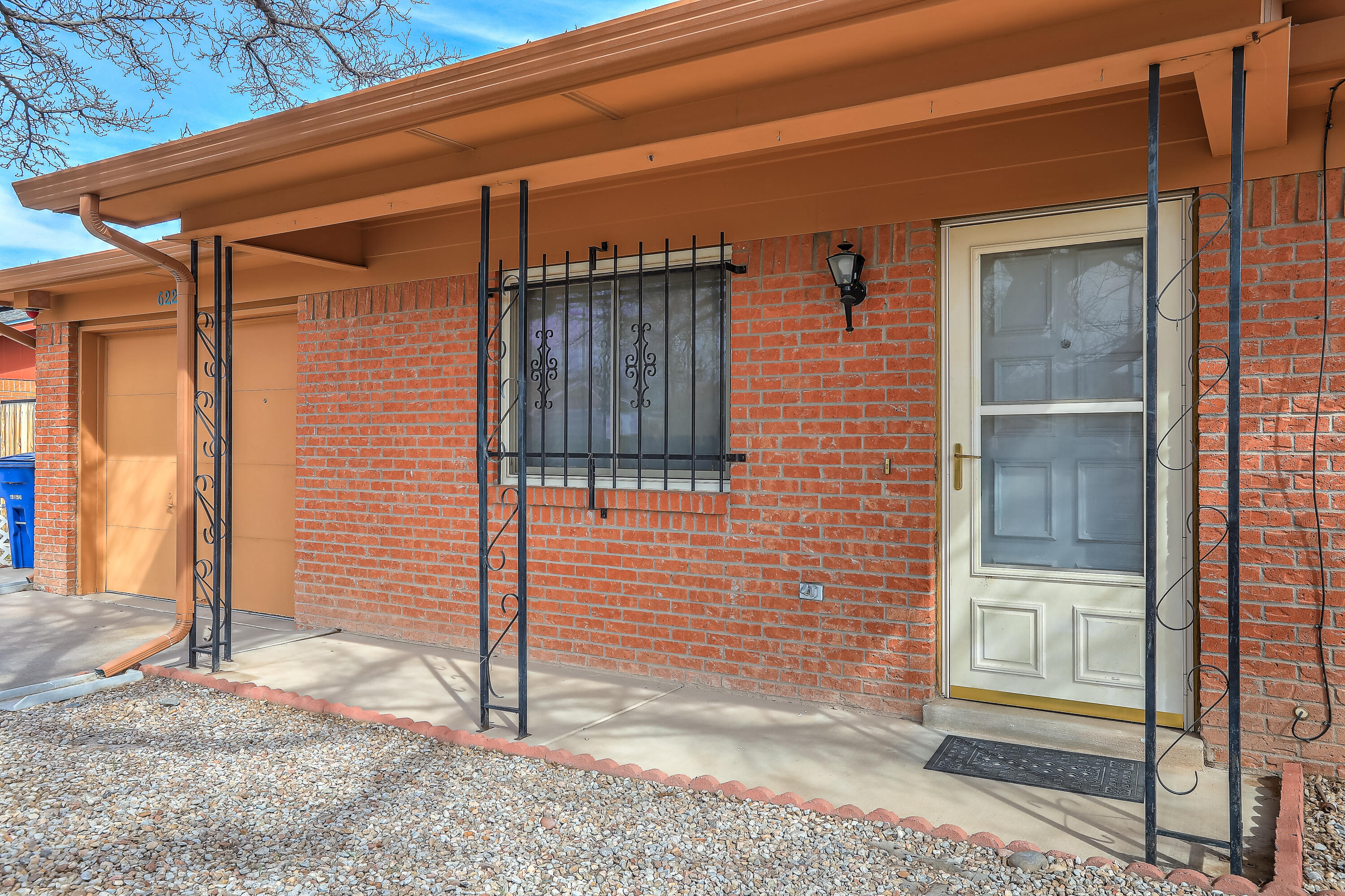 6220 Vista Montano Street NW