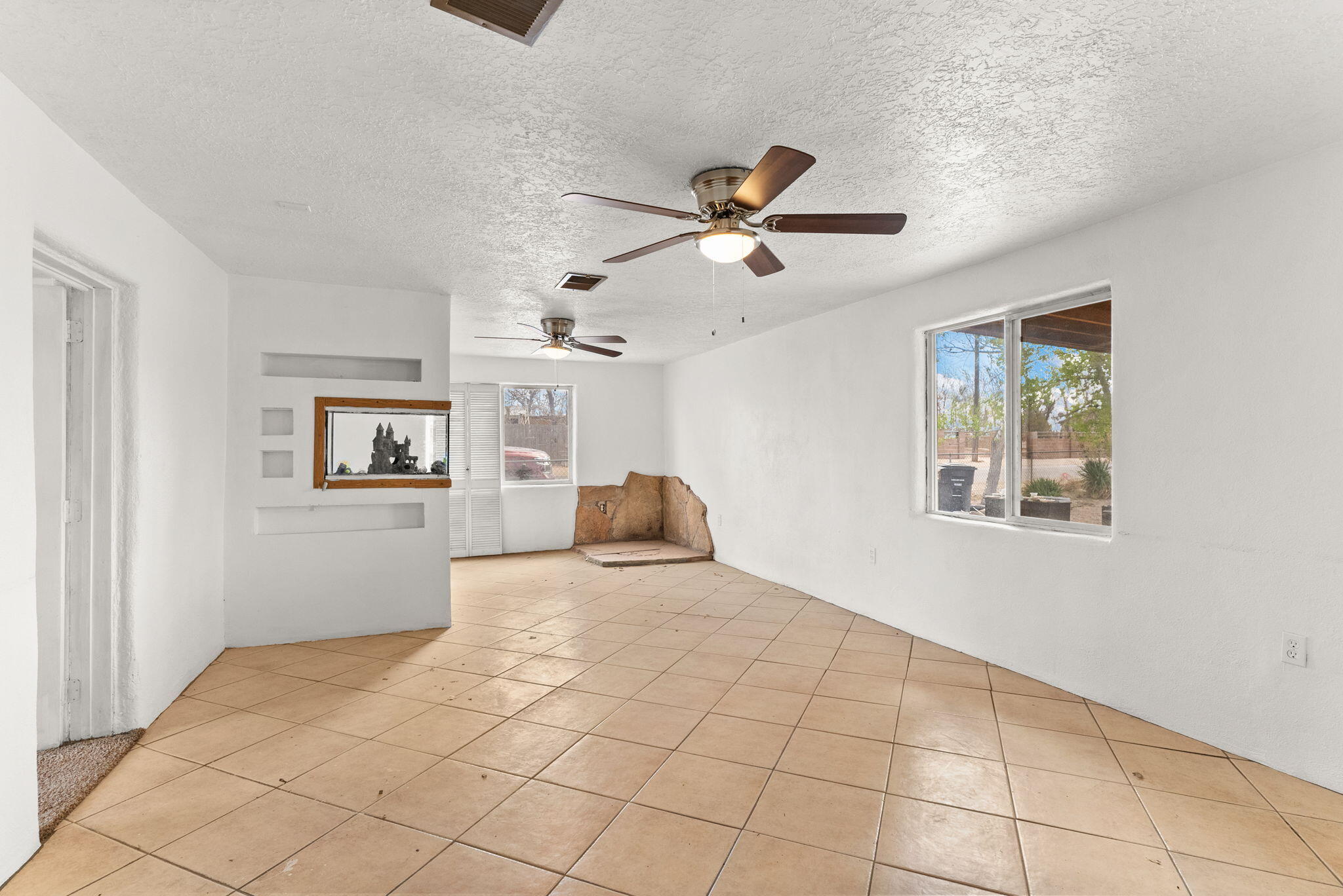 347 La Entrada Road, Los Lunas, New Mexico image 9