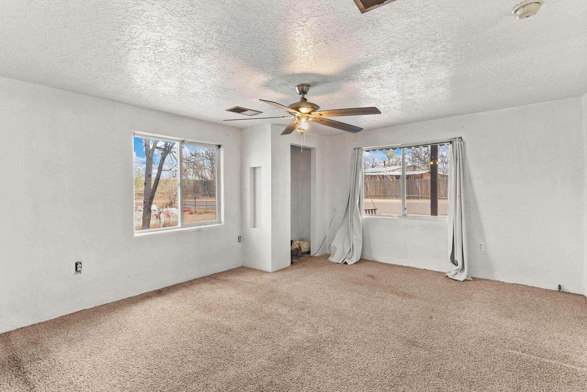 347 La Entrada Road, Los Lunas, New Mexico image 11
