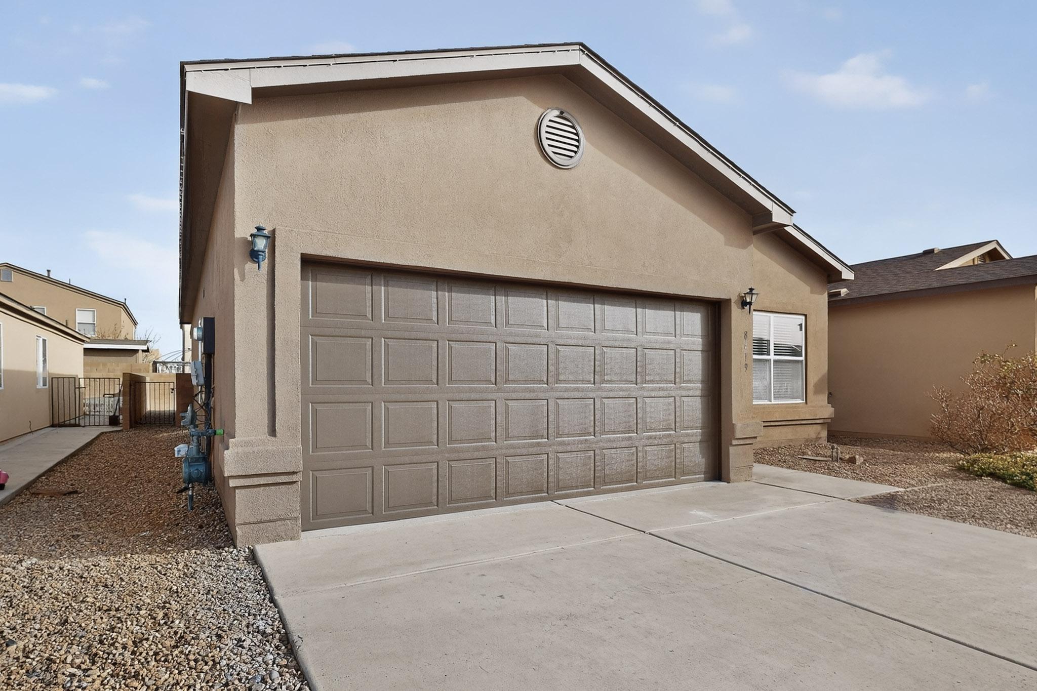 8419 Llano Vista Avenue SW