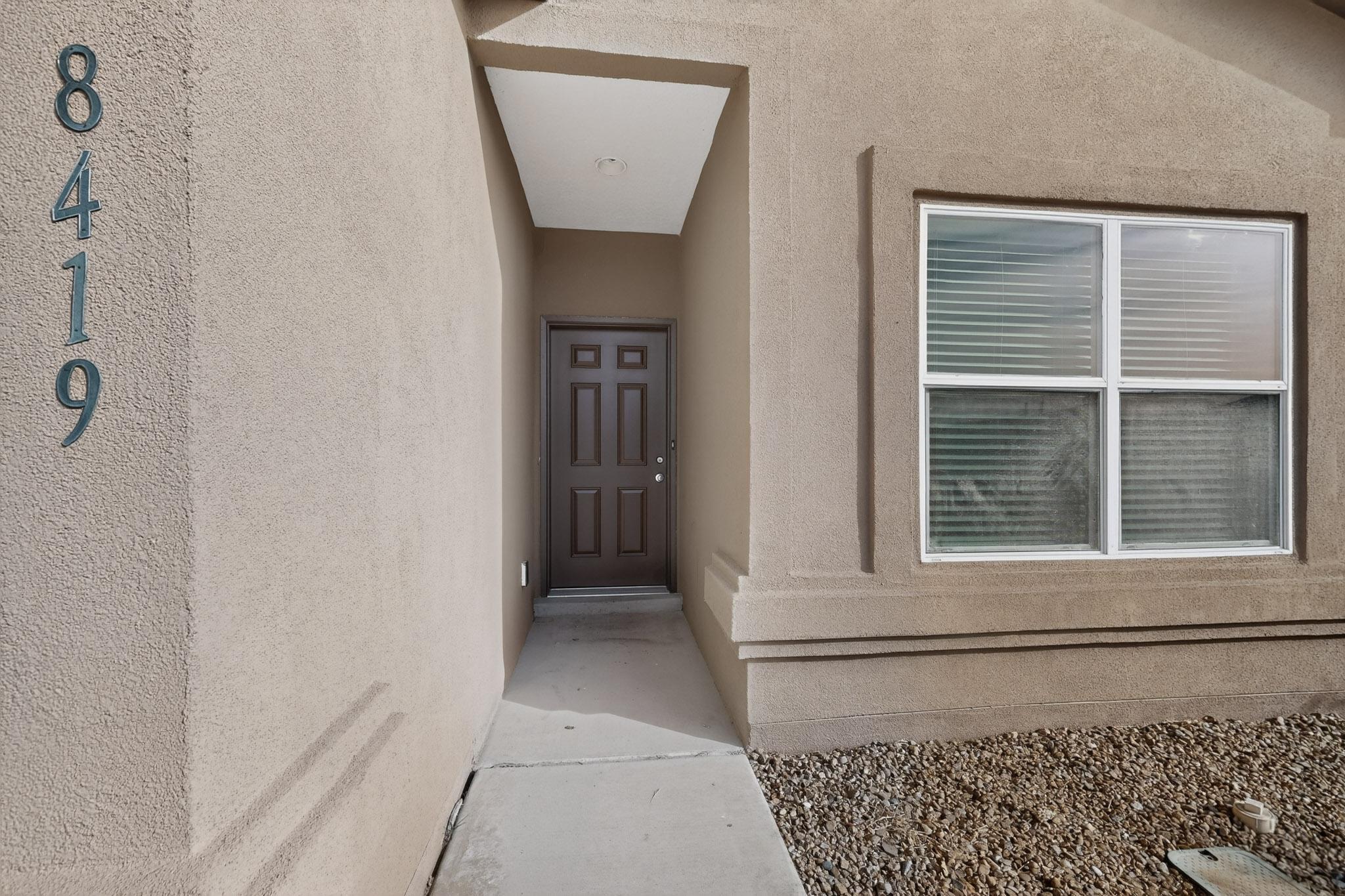 8419 Llano Vista Avenue SW