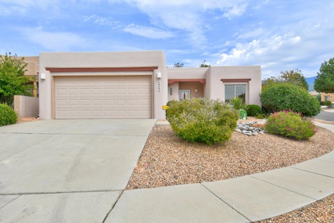 Townhouse For Sale - 6404 Sage Point Court<br/> Albuquerque, NM 87111