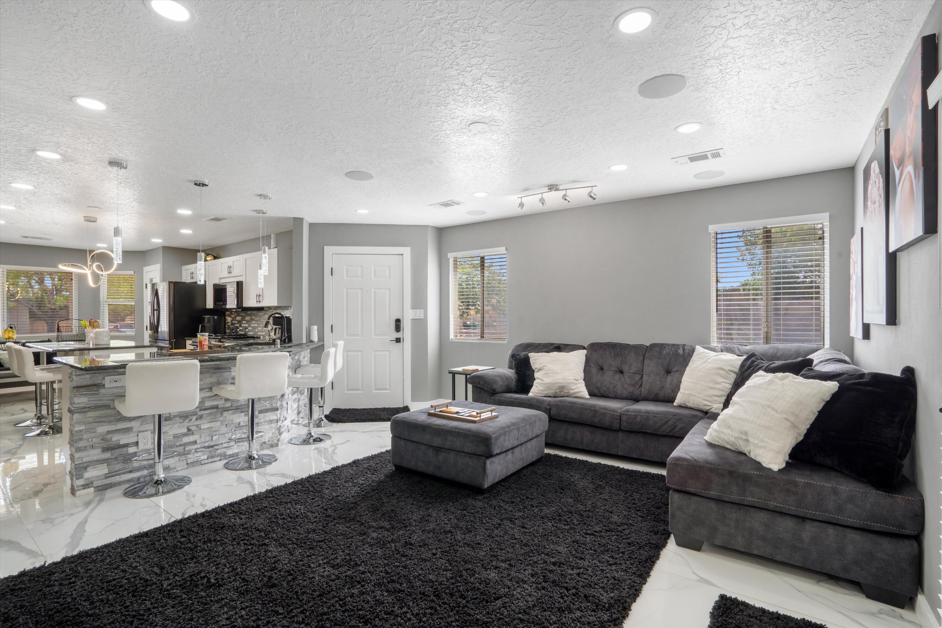 936 Tiffin Meadows Drive, Rio Rancho, New Mexico image 5