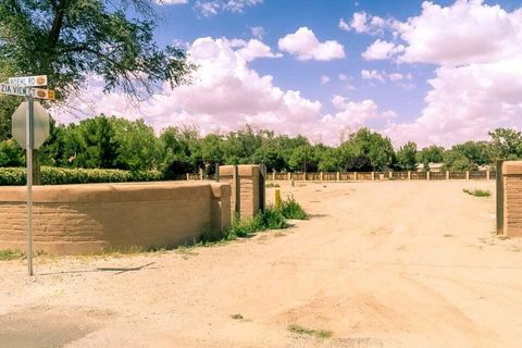 Vacant Land For Sale - 7200 Zia View Court<br/> Los Ranchos, NM 87107