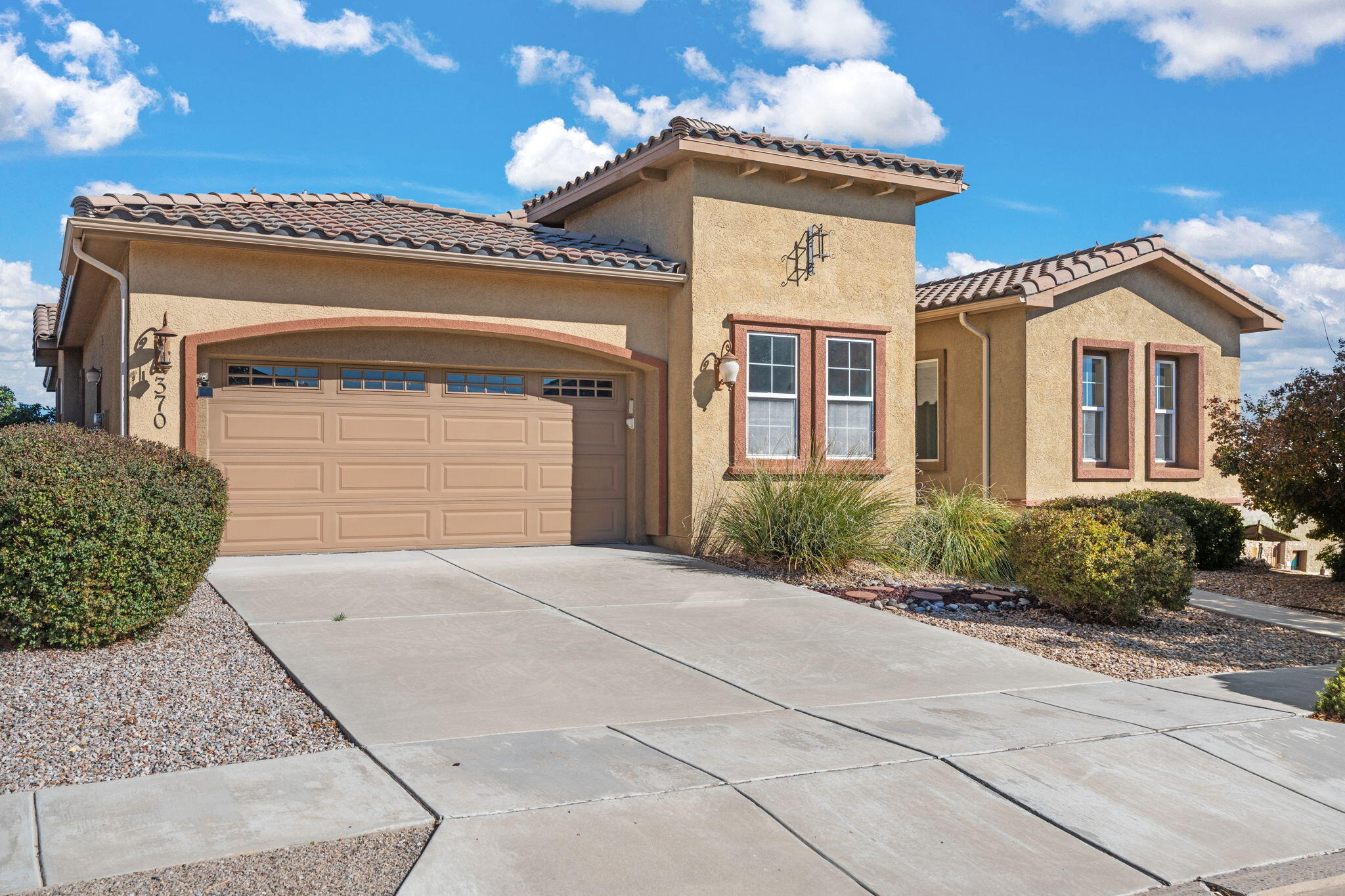 370 Zuni River Circle SW