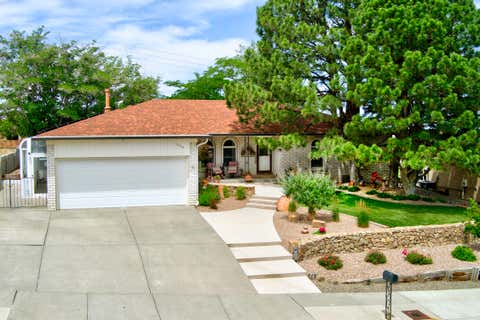Homes For Sale - 1005 Sagebrush Trail<br/> Bernalillo County, Albuquerque, NM 87123
