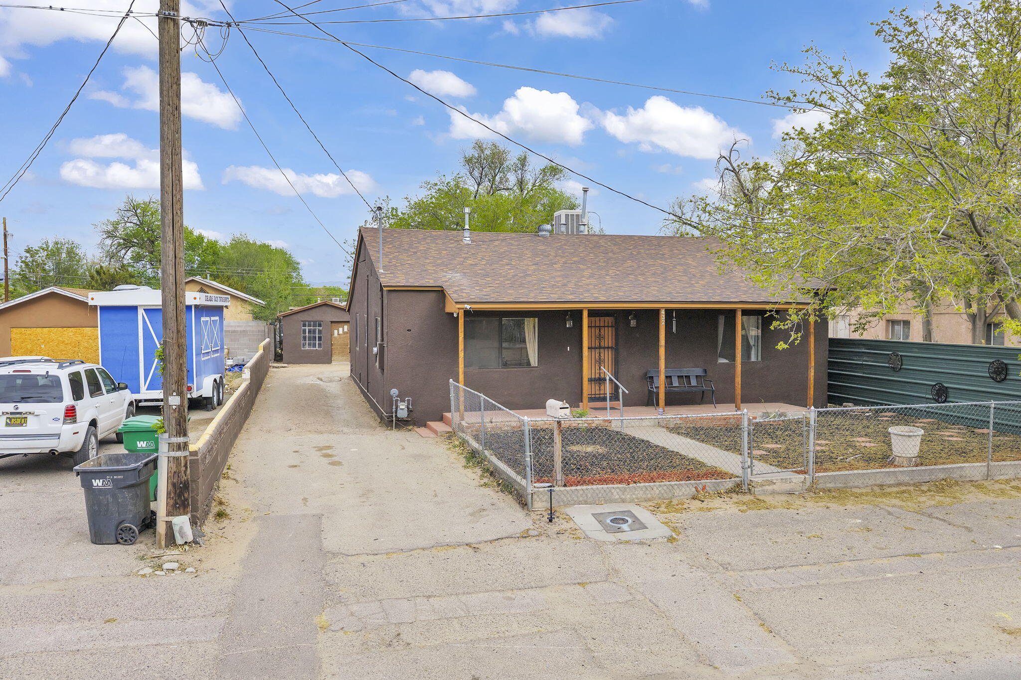 432 La Vega Drive SW