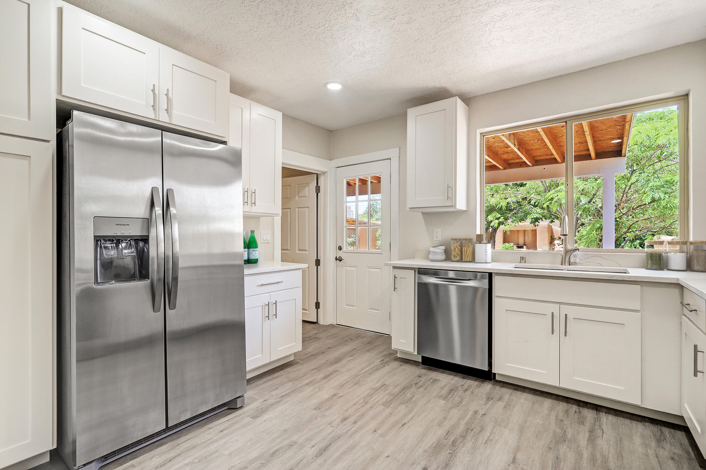 1029 Forrester Street, Albuquerque, New Mexico image 4