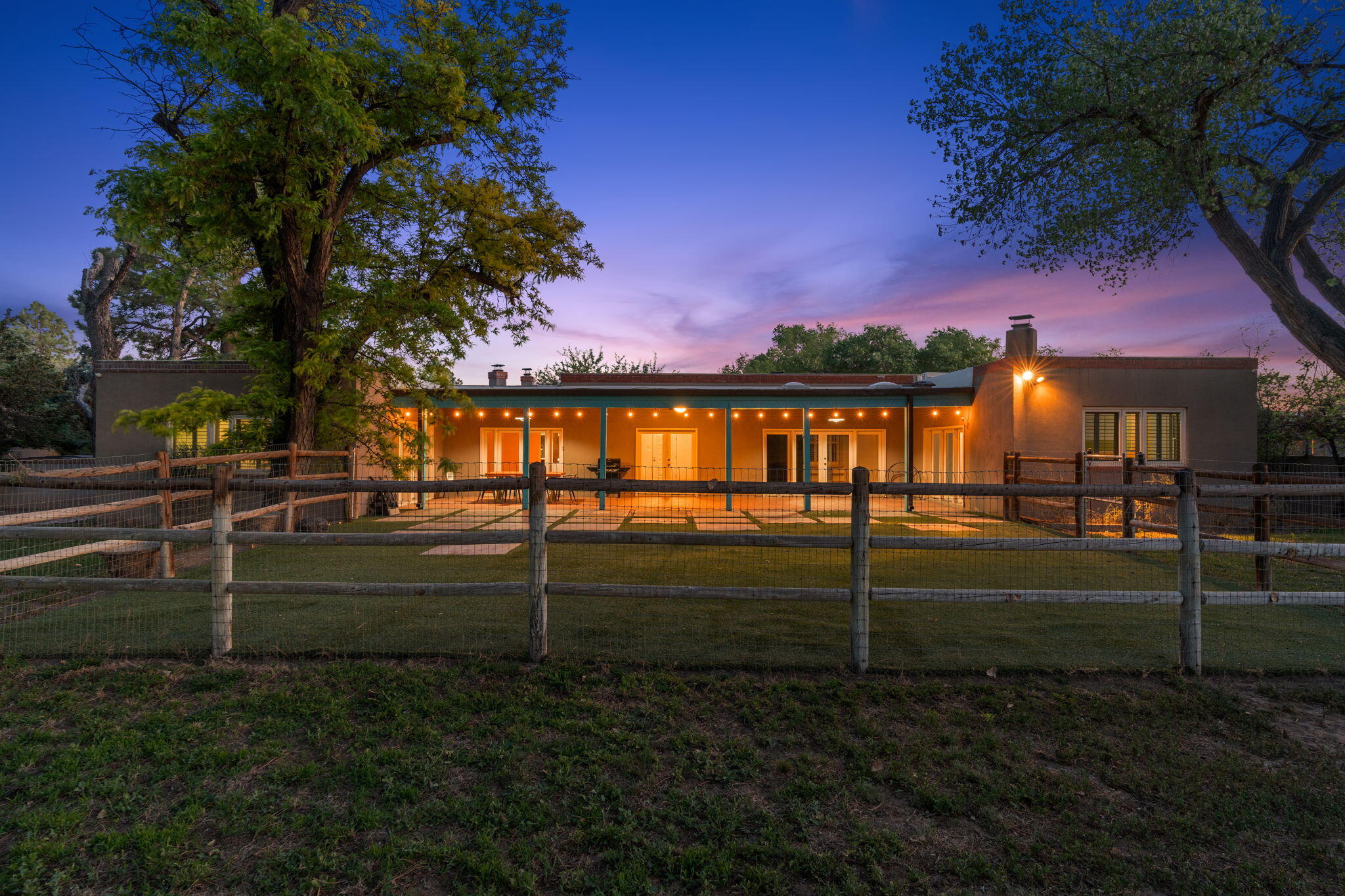 1017 Acequia Trail NW